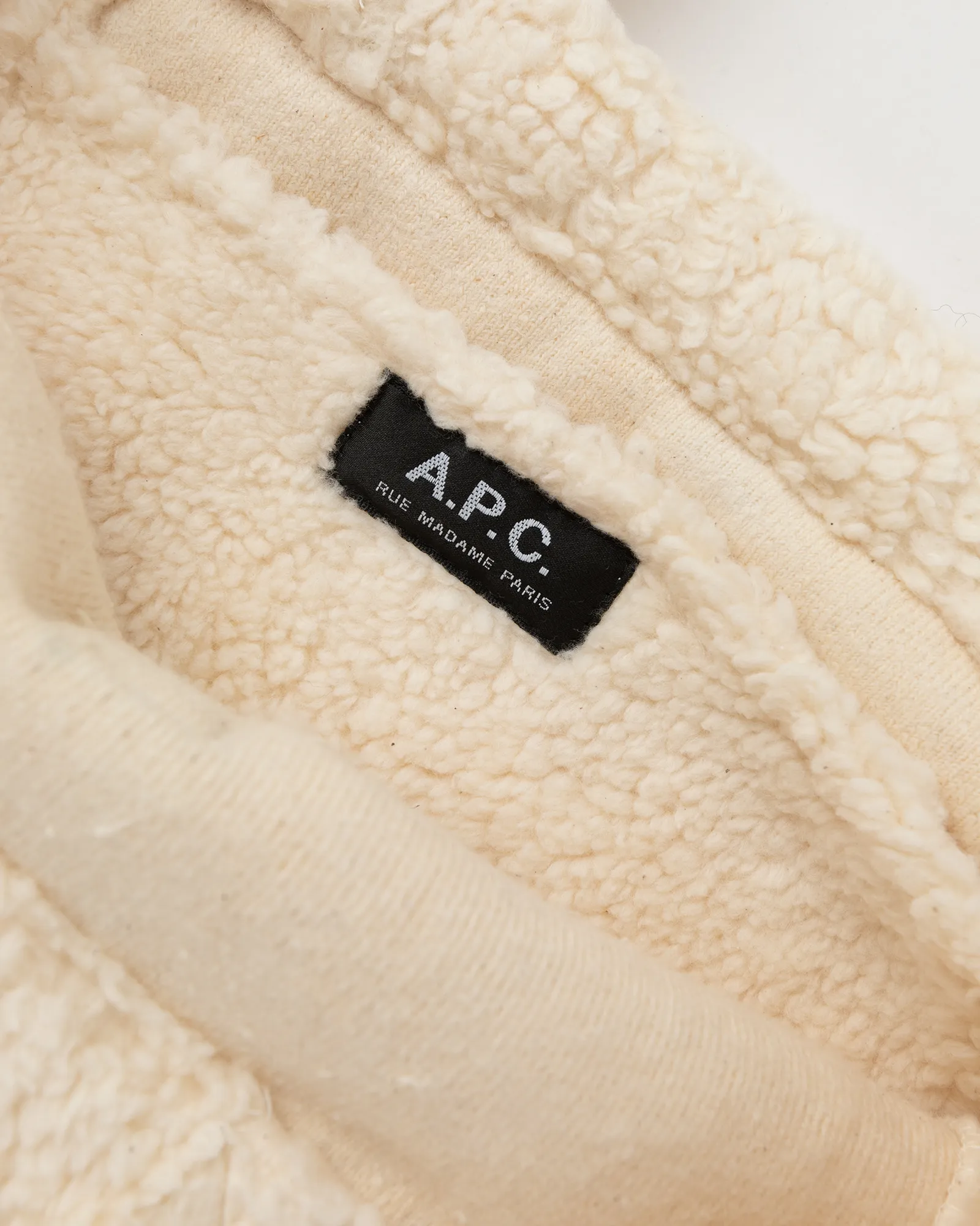 A.P.C. TOTE LOU
