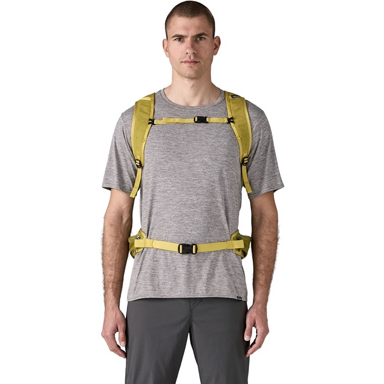 Patagonia Terravia Pack 28L Graze Green