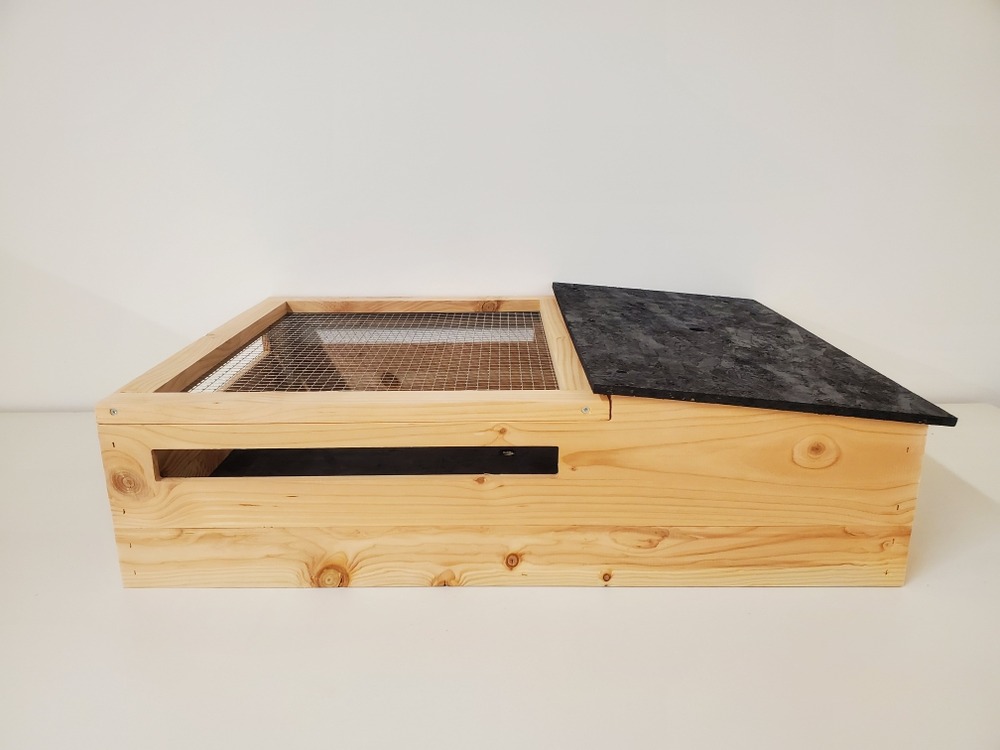 Terrarium pour tortue de terre en douglas 82,2x62x22 cm