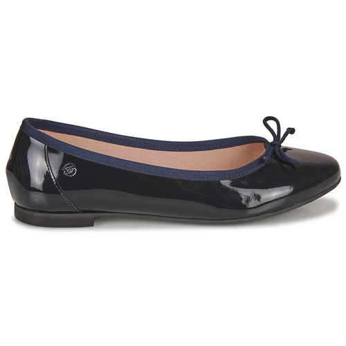 Betty London - VROLA - Marine