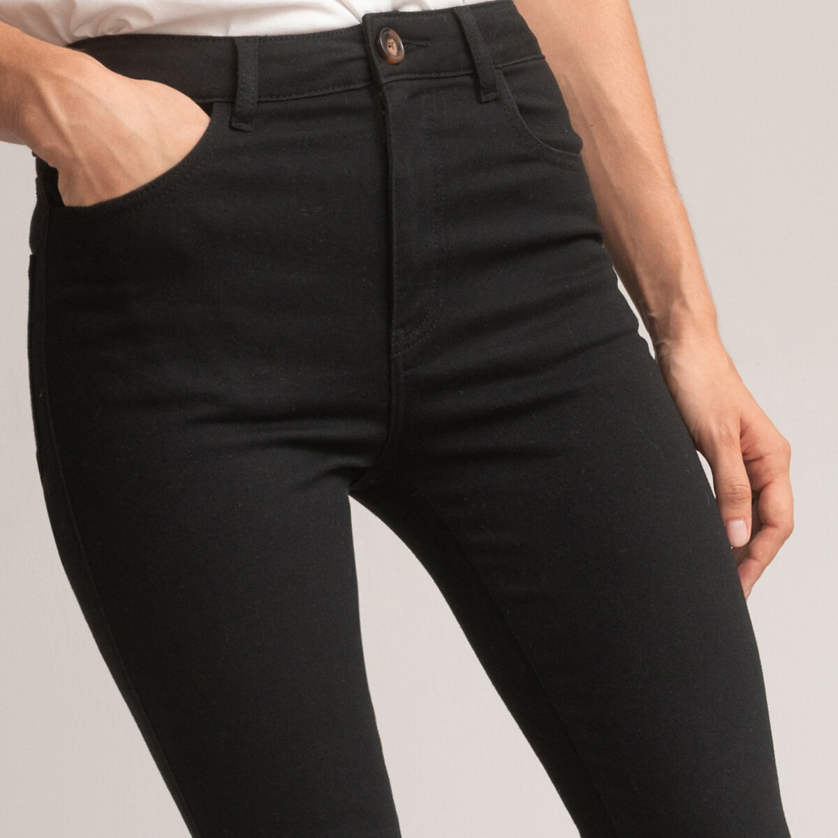 LA REDOUTE COLLECTIONS<br>Calças de algodão elástico, corte slim com 5 bolsos
