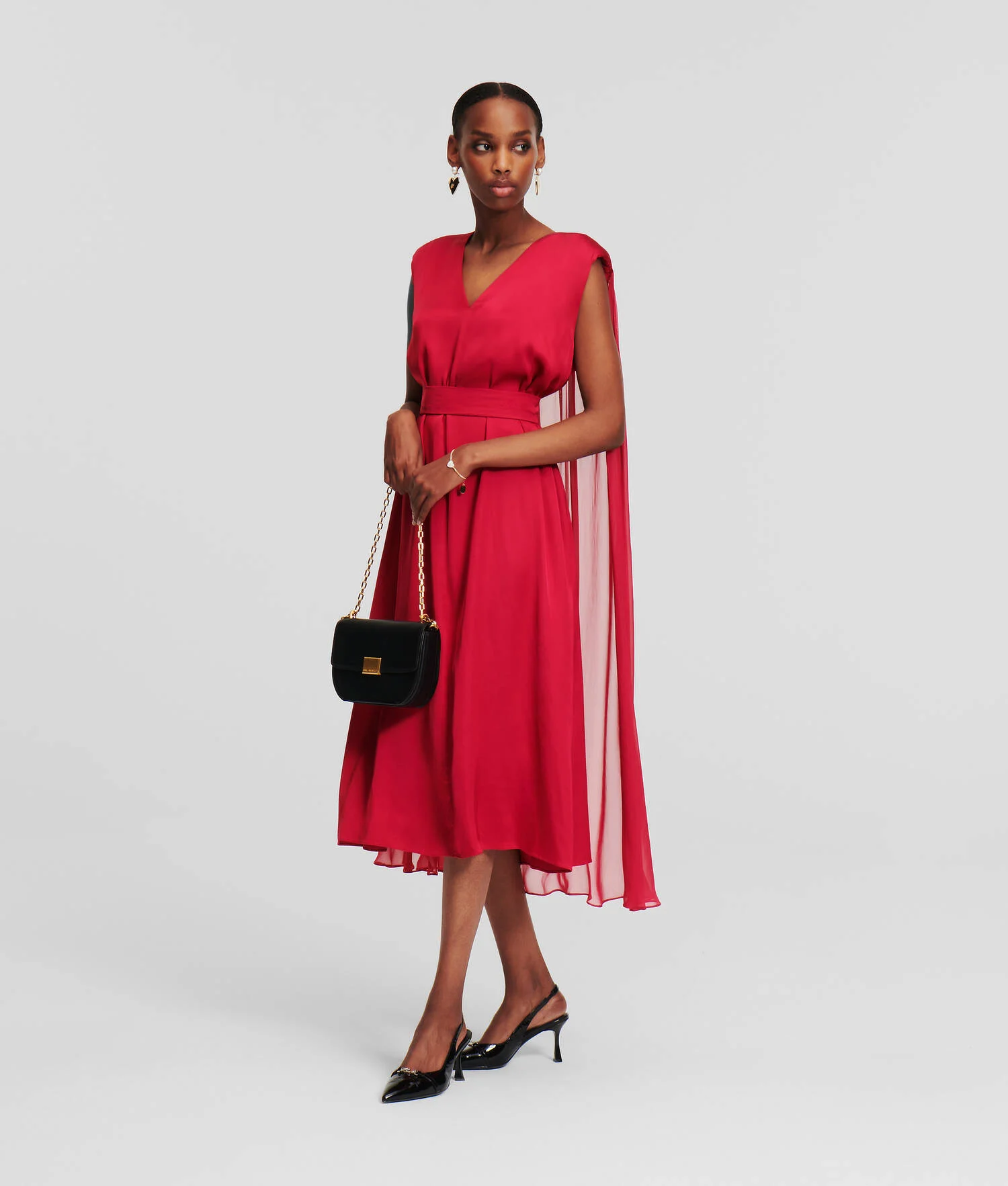 ROBE CAPE LONGUEUR MIDI
