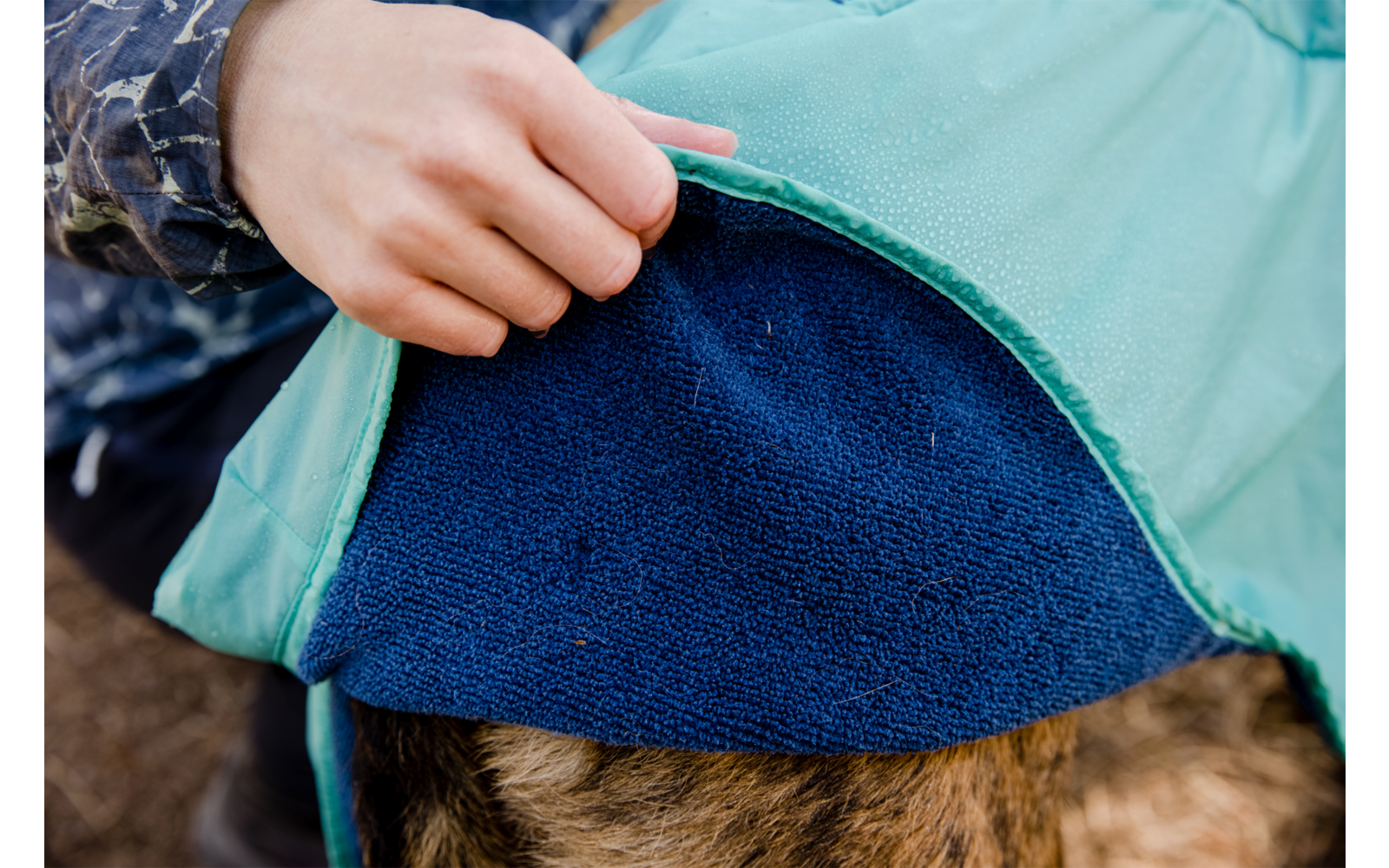 Ruffwear Dirtbag Hundehandtuch Aurora Teal XXS