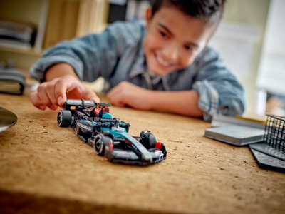 LEGO Mercedes-AMG F1® W15 racewagen (77244)