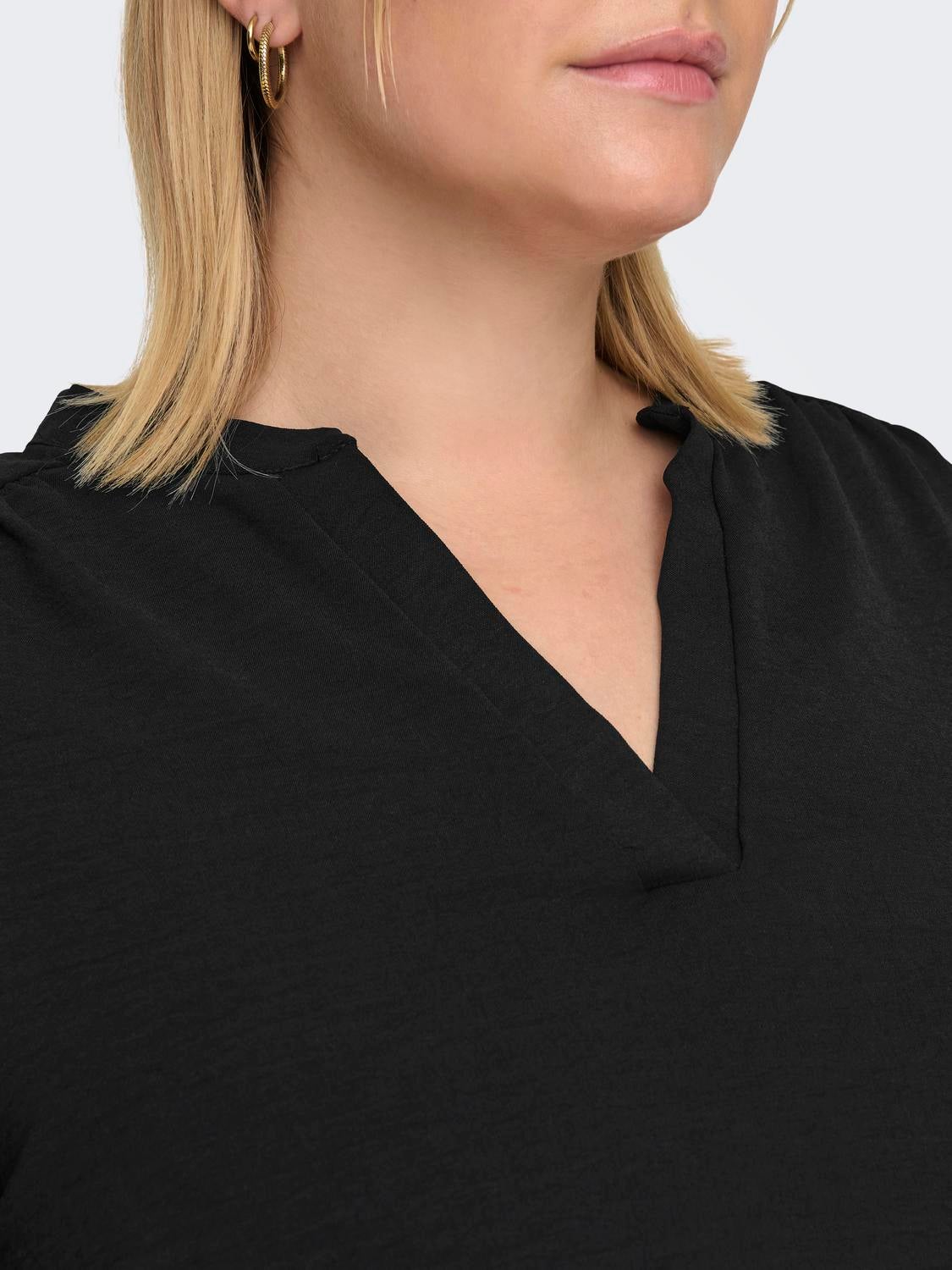 CARMETTA Top Black