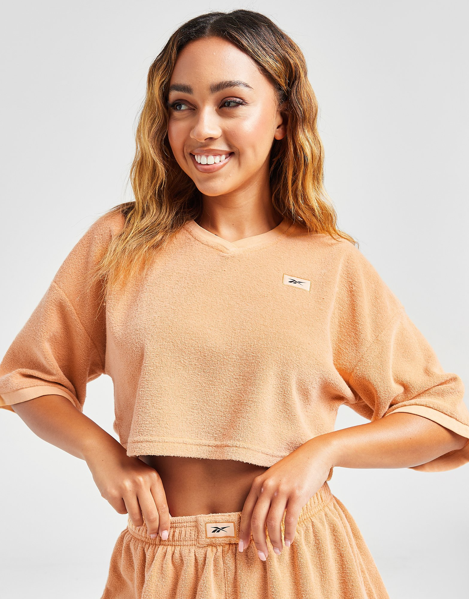 Reebok t-shirt crop en molleton teinte naturelle reebok classics