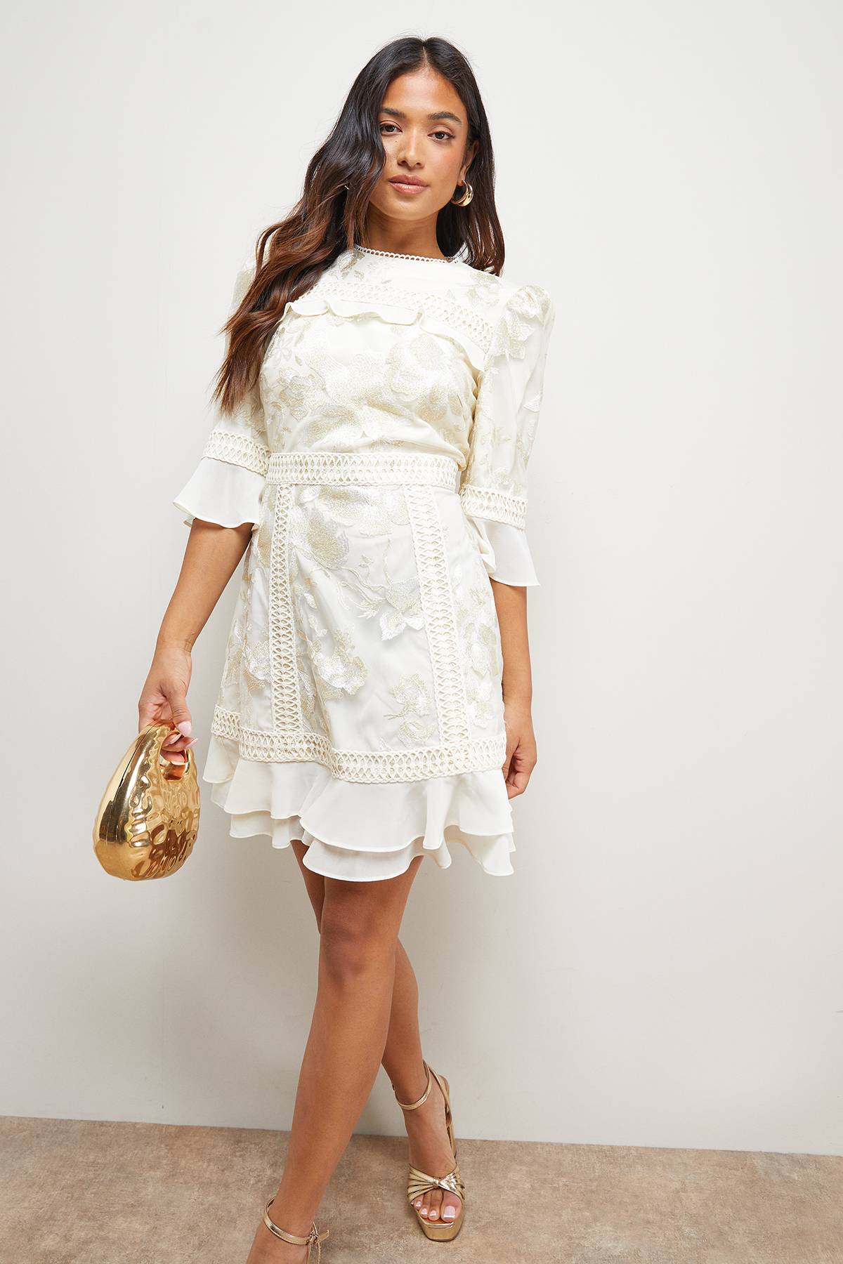 Oasis Robe Mini en Mousseline avec Volants et Panneau de Dentelle Petite