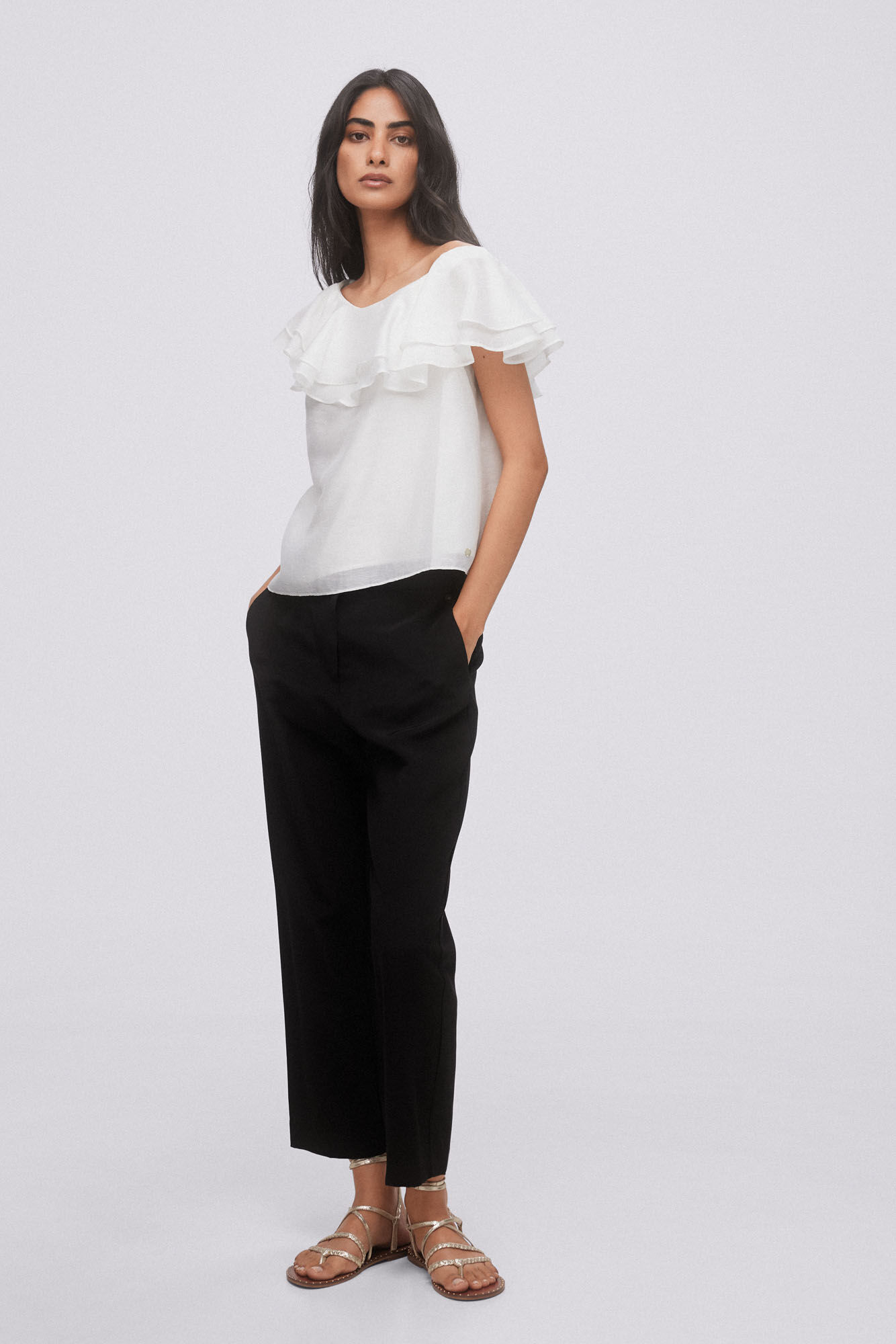Top ombro a ombro com babados - Branco