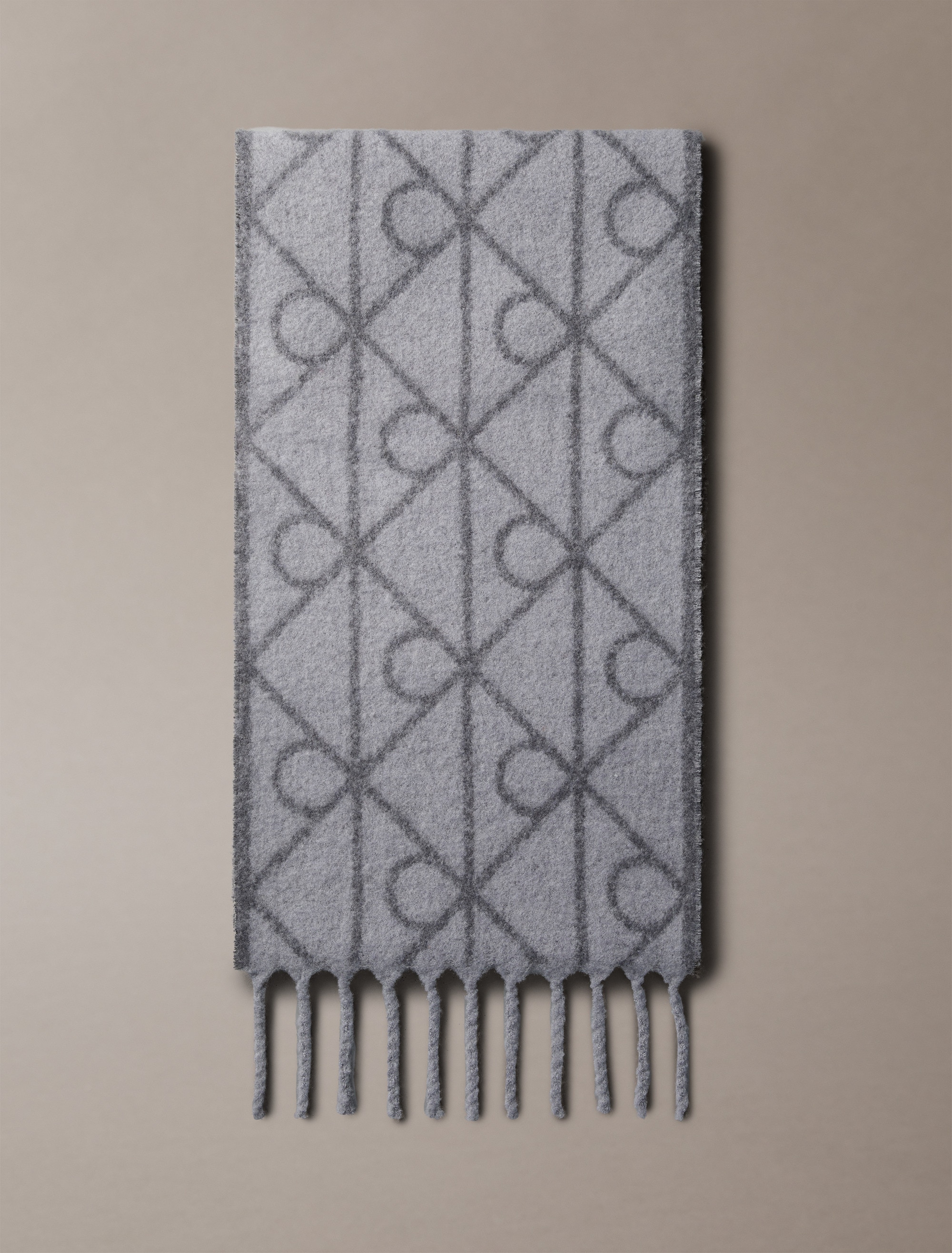 Calvin Klein Modetuch »AOP BRUSHED HW SCARF«, Perfekt für den Alltag