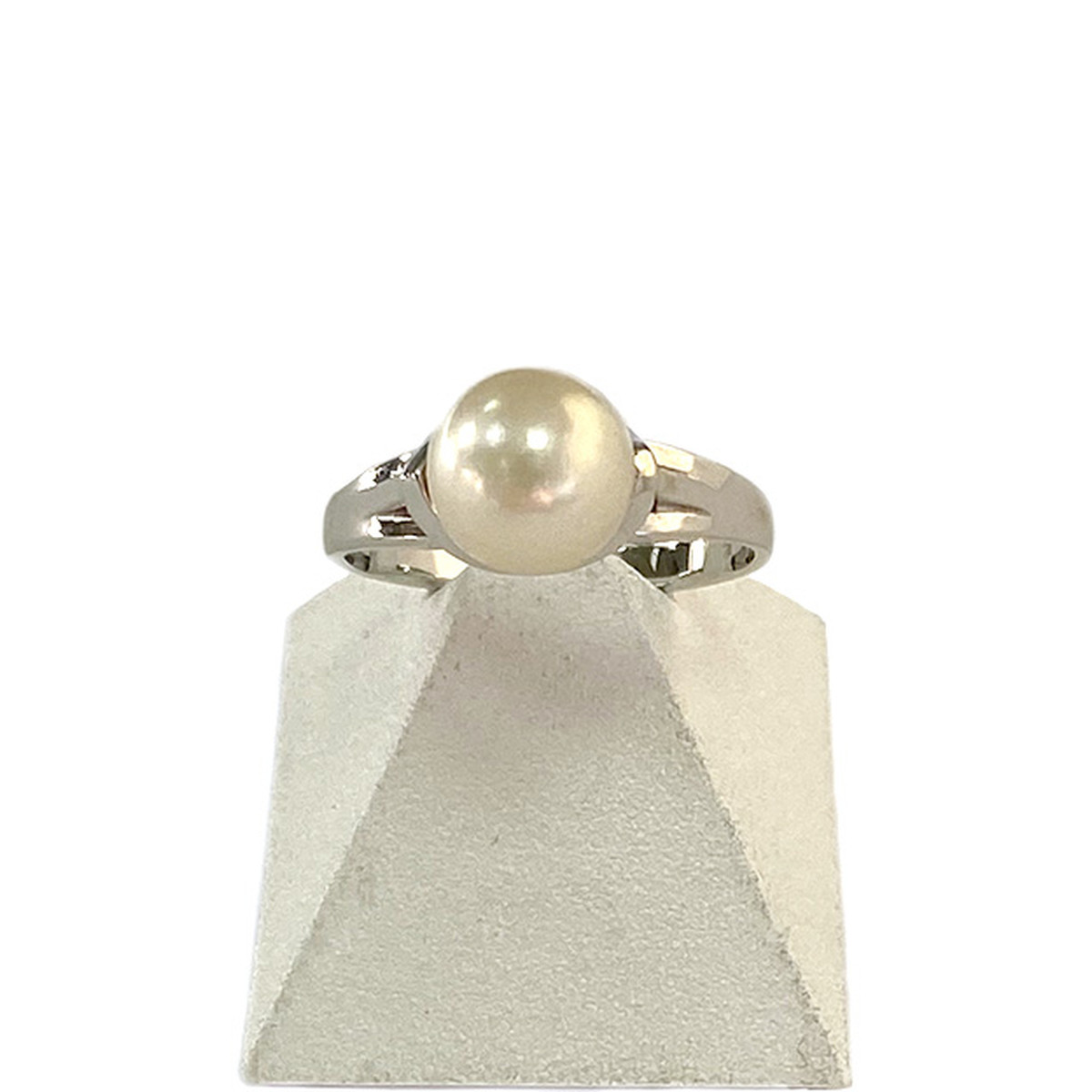 Bague d'occasion or 750 blanc perle de culture du japon