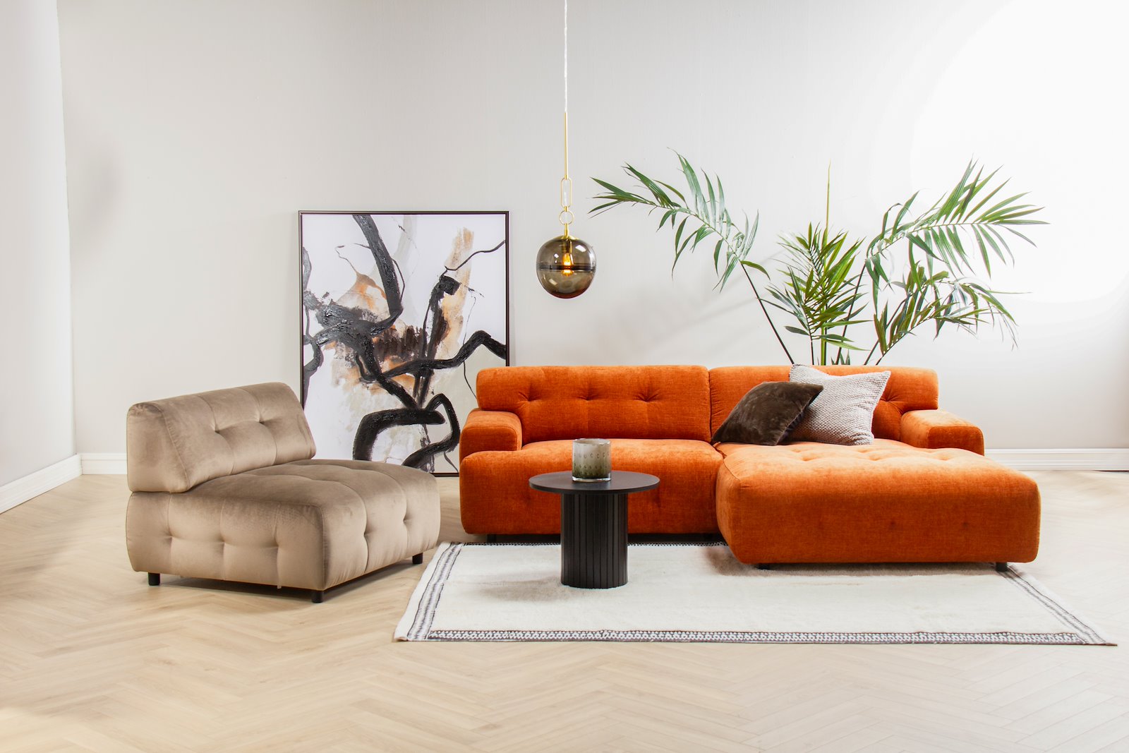 Mina sofa moduler 1,5-seter heltrekt. Tekstil Juke 12 Mole med sorte ben