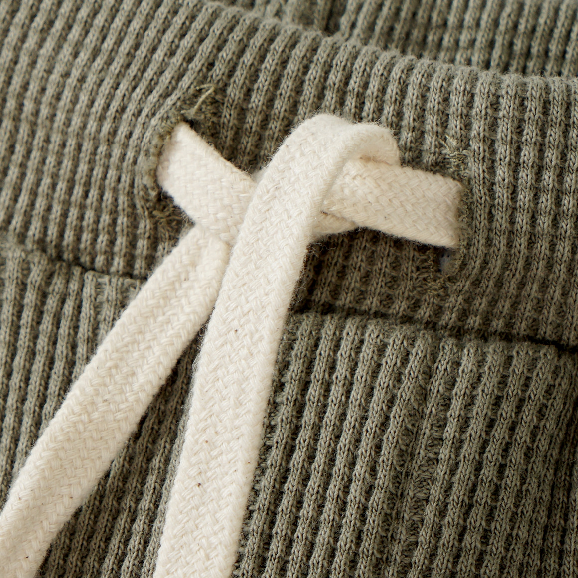 Topomini Pure Collection 2 Baby Jogginghosen aus Waffel-Piqué oliv / hellbeige