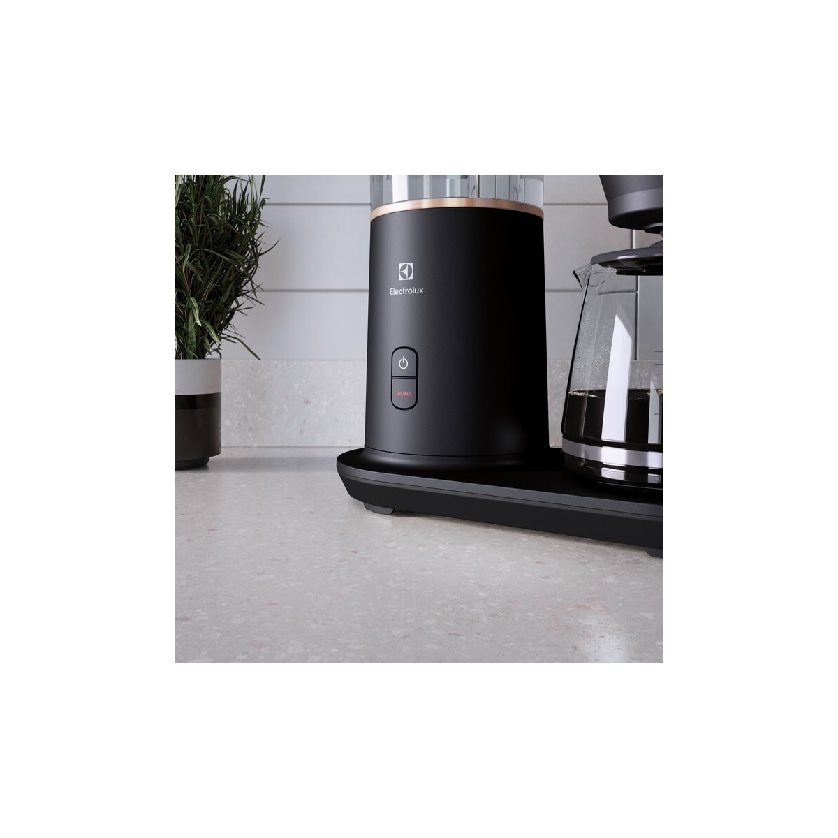 Electrolux Explore 7 kaffemaskin E7CM14GB