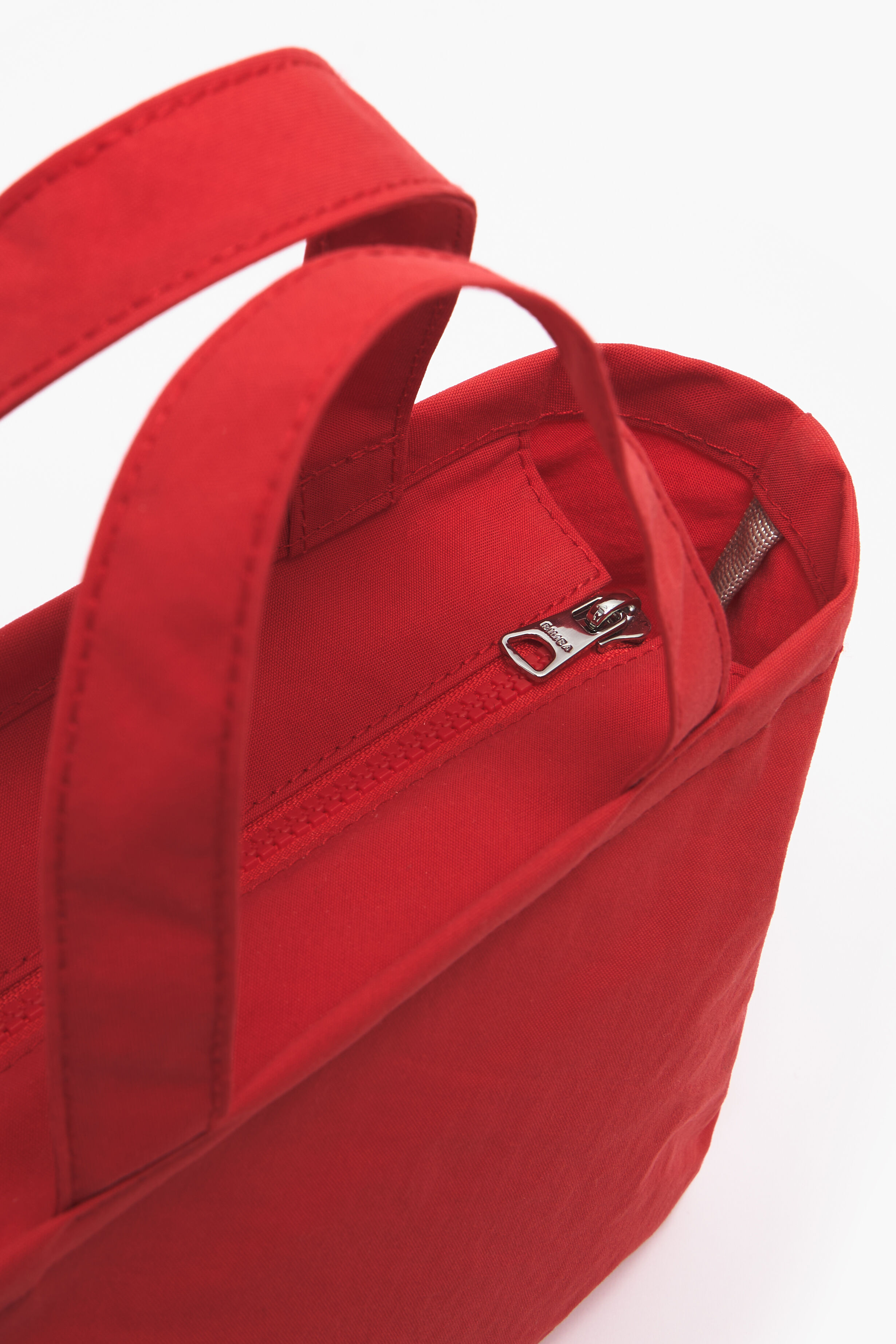 Bolsa mini trapezoidal de náilon vermelho