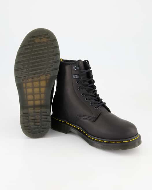 Dr. Martens Valor WP Stiefeletten in Schwarz
