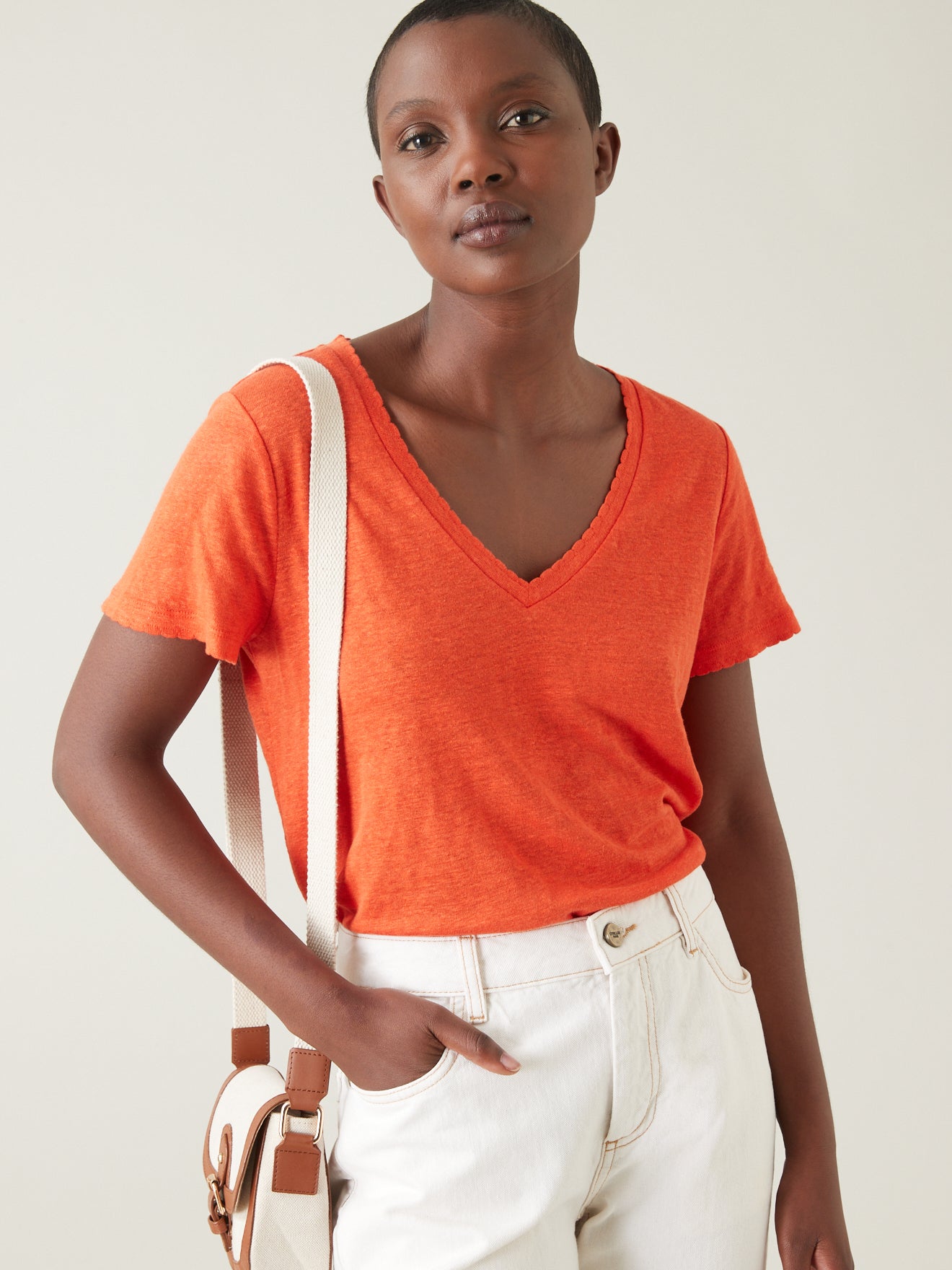 T-shirt lin col V femme