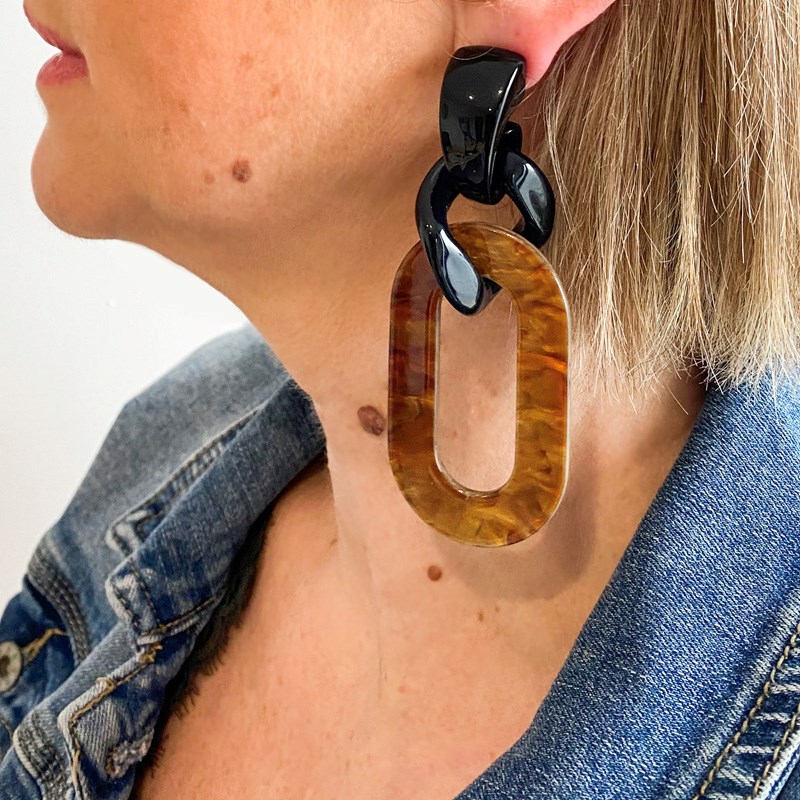 Boucles d'oreilles pendantes bicolores noires et marron