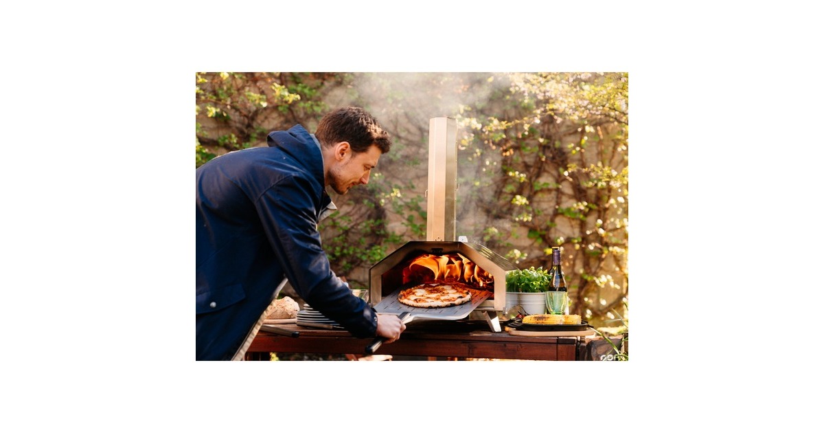 OoniPerforated Pizza Peel grillbestek  (Zilver/zwart, 14