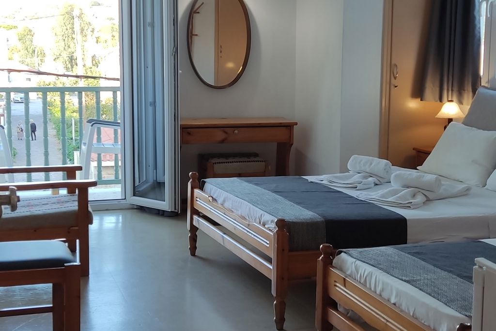 Fly & Go Ilion Hotel Logies en ontbijt - Hotel