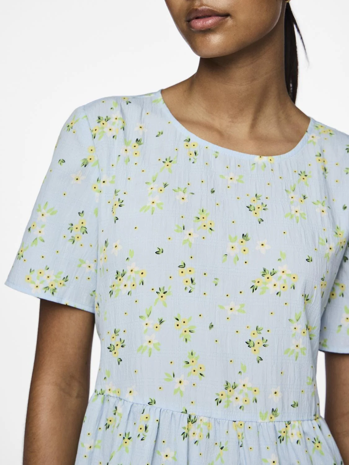 Pieces Pcstella Ss O-Neck Midi Dress 4625014 nantucket breeze white flower