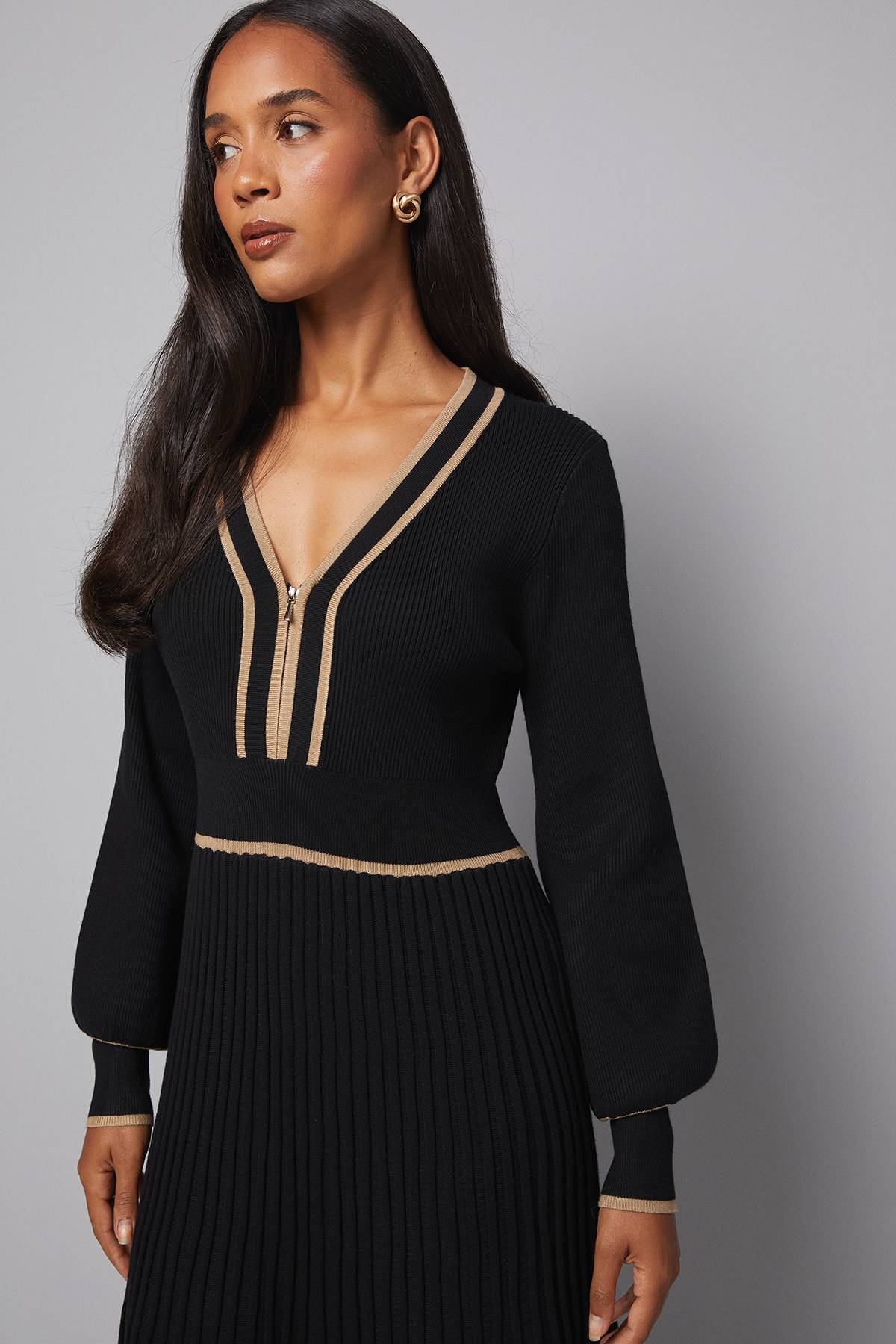 Wallis Robe Midi Tricotée Plissée avec Fermeture Éclair Devant