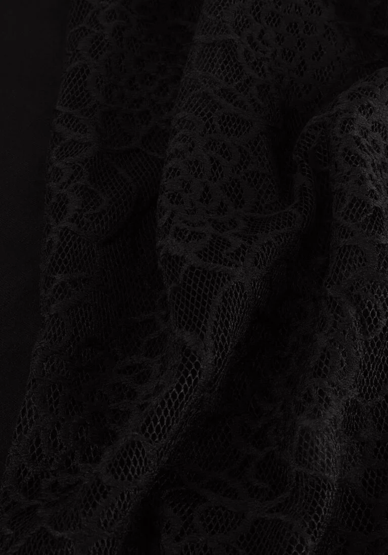 JANSEN AMSTERDAM zwarte jansen amsterdam blouse v107 top with lace sleeves and turtle neck