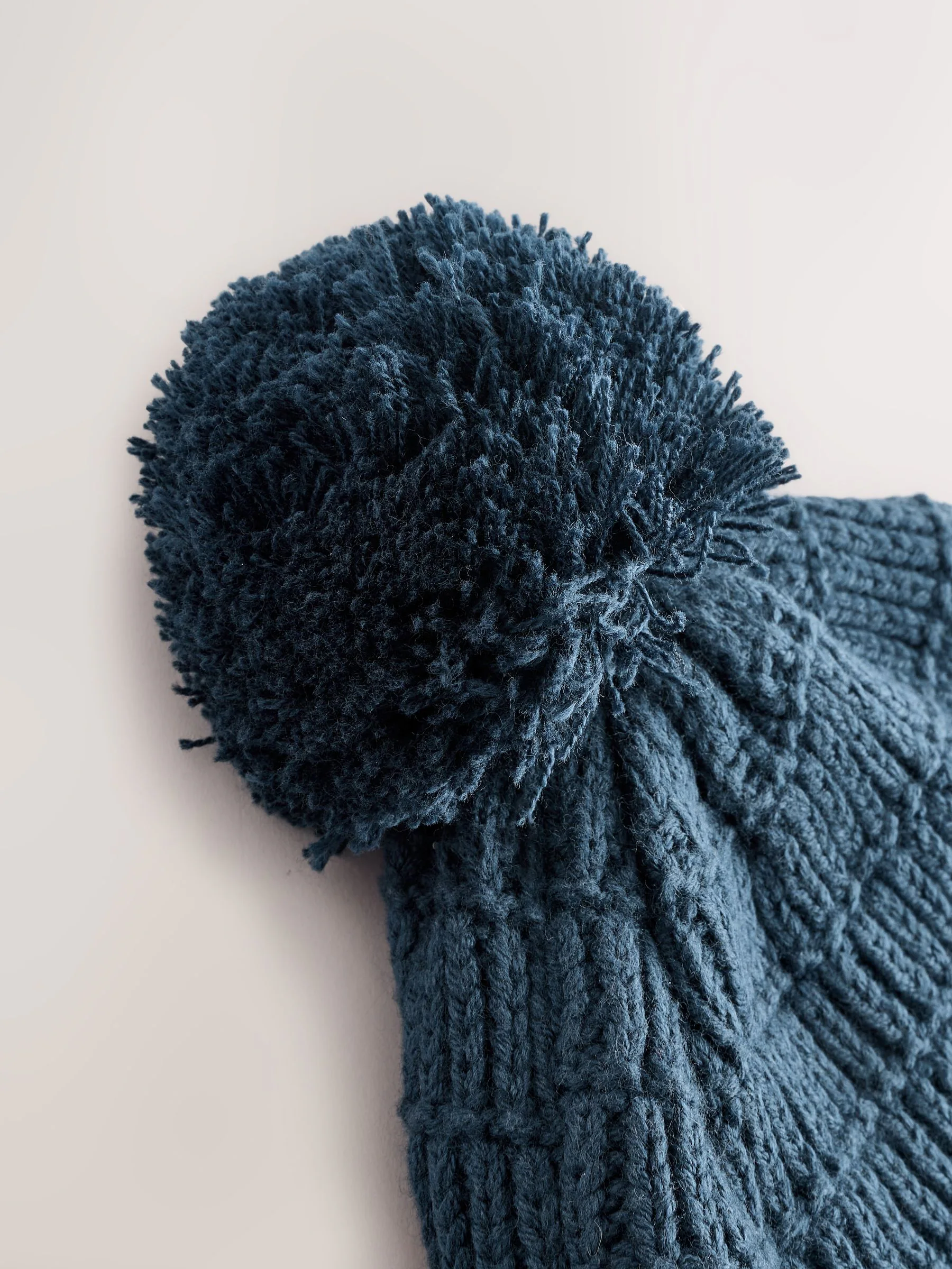 Marineblauw - Gebreide pilotenmuts voor baby's met pompon (0mnd -2jr)
