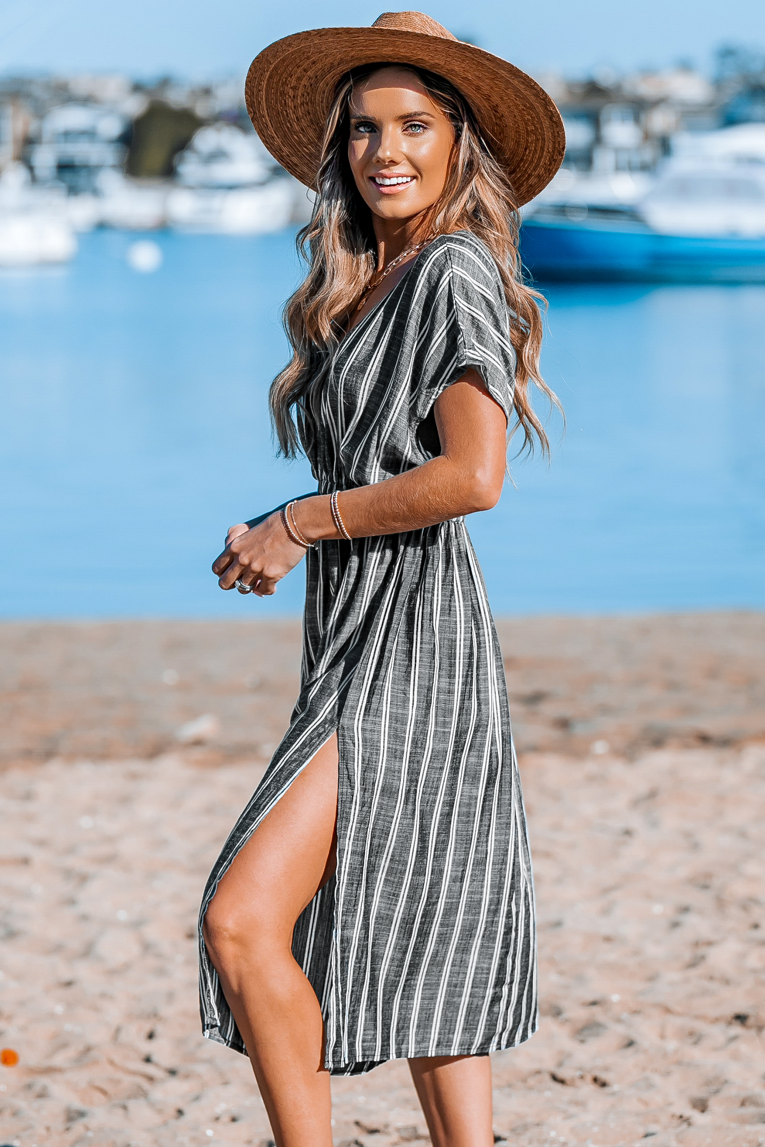 Robe cover up à rayures