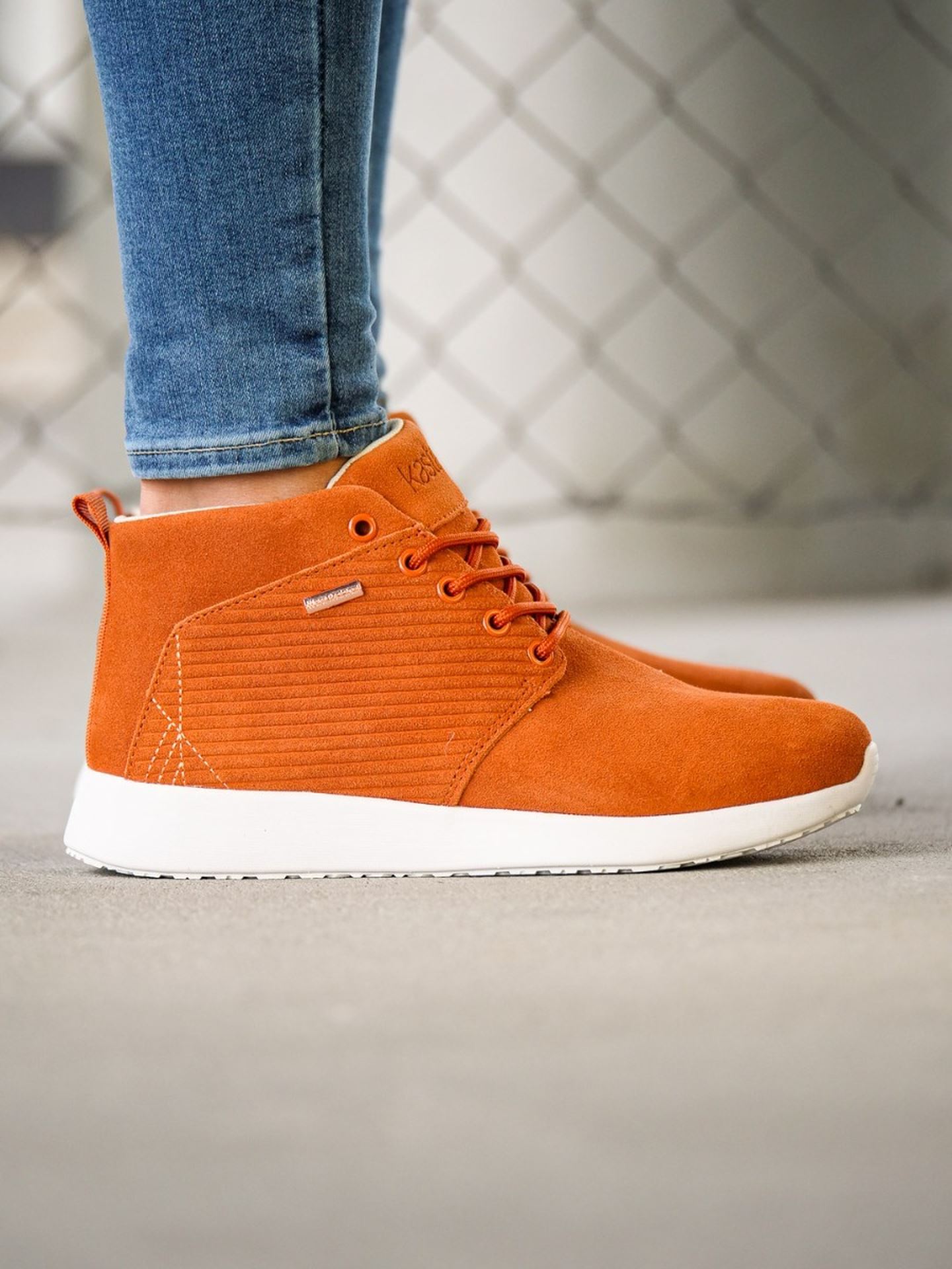 Madla WR Leather