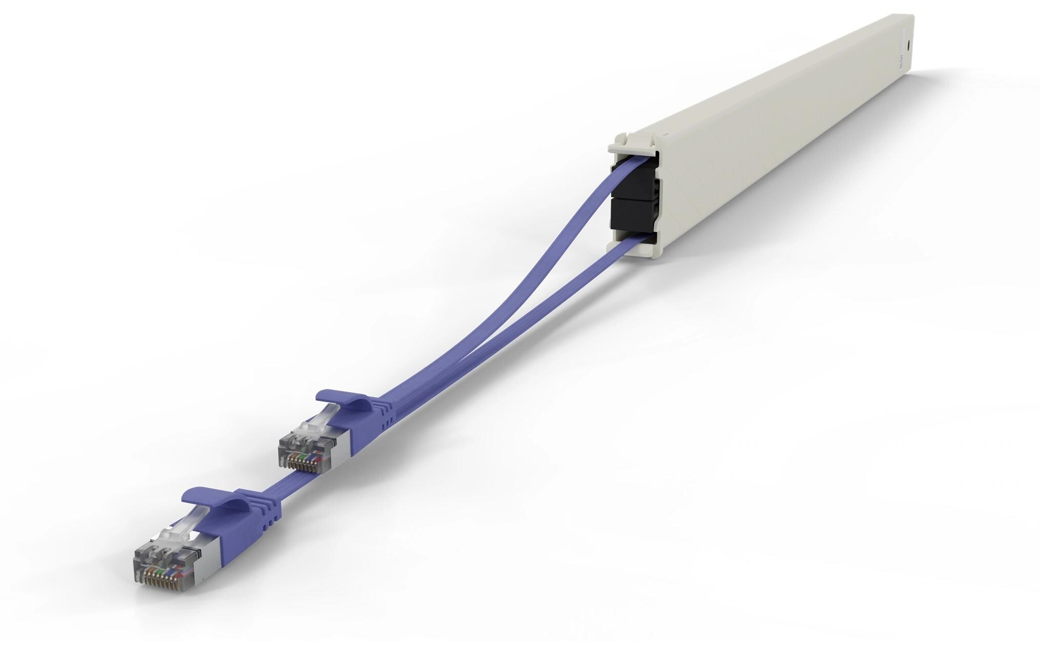 patchbox.one / Cassette / 46RU / Cat 6A, STP, 2.5 m, ViolettAll-in-One Lösung für Ordnung im Netzwerkschrank