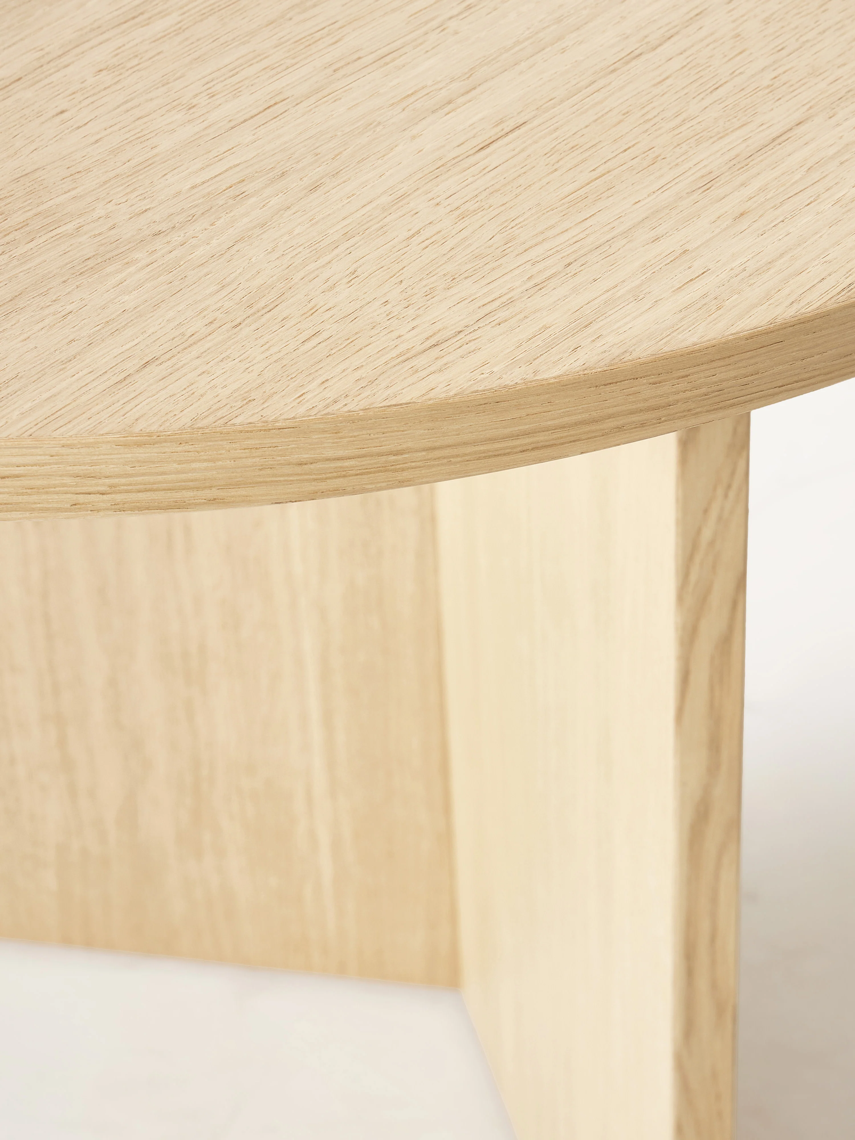 Ovale houten eettafel Toni, in verschillende formaten
