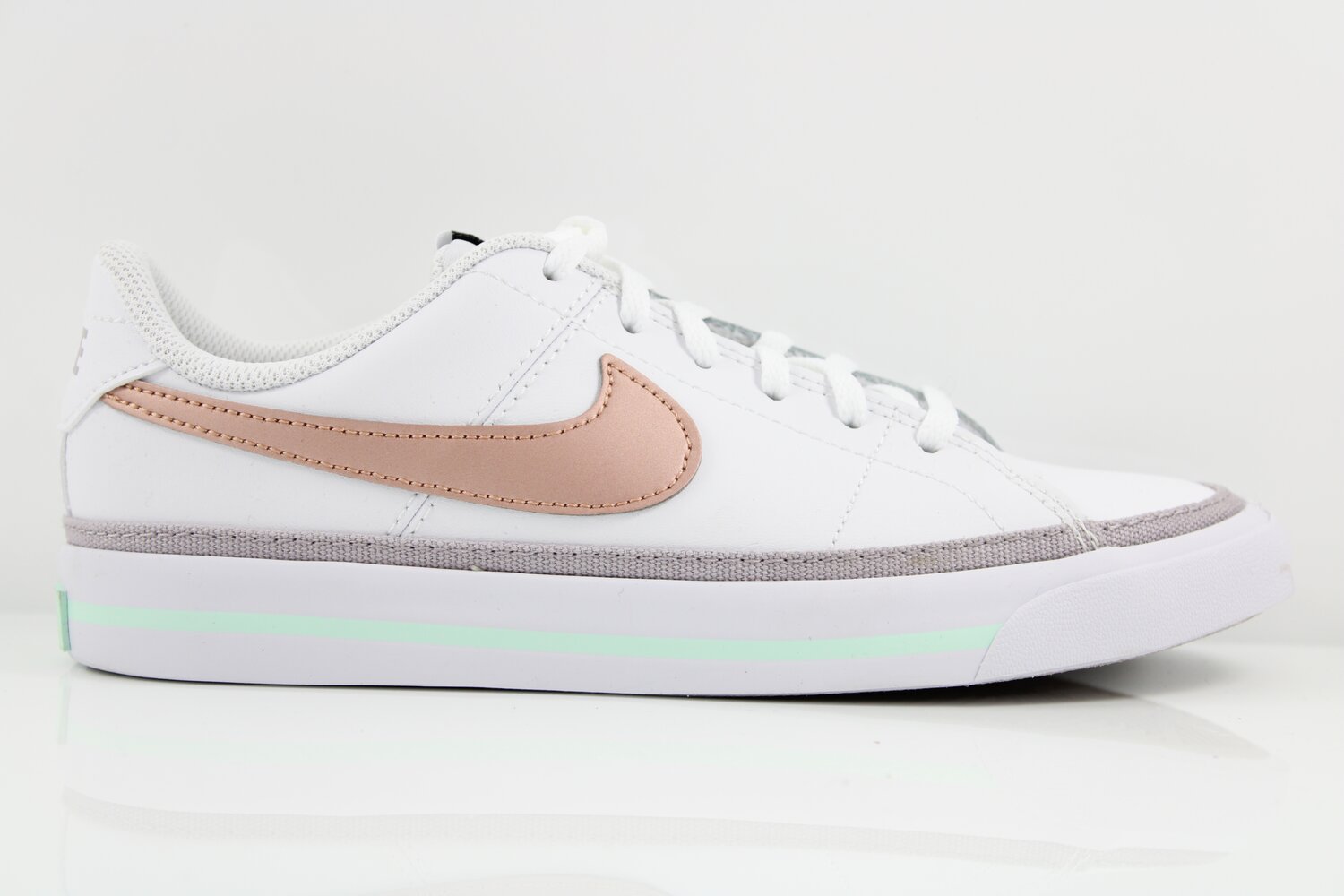 Nike Sneaker