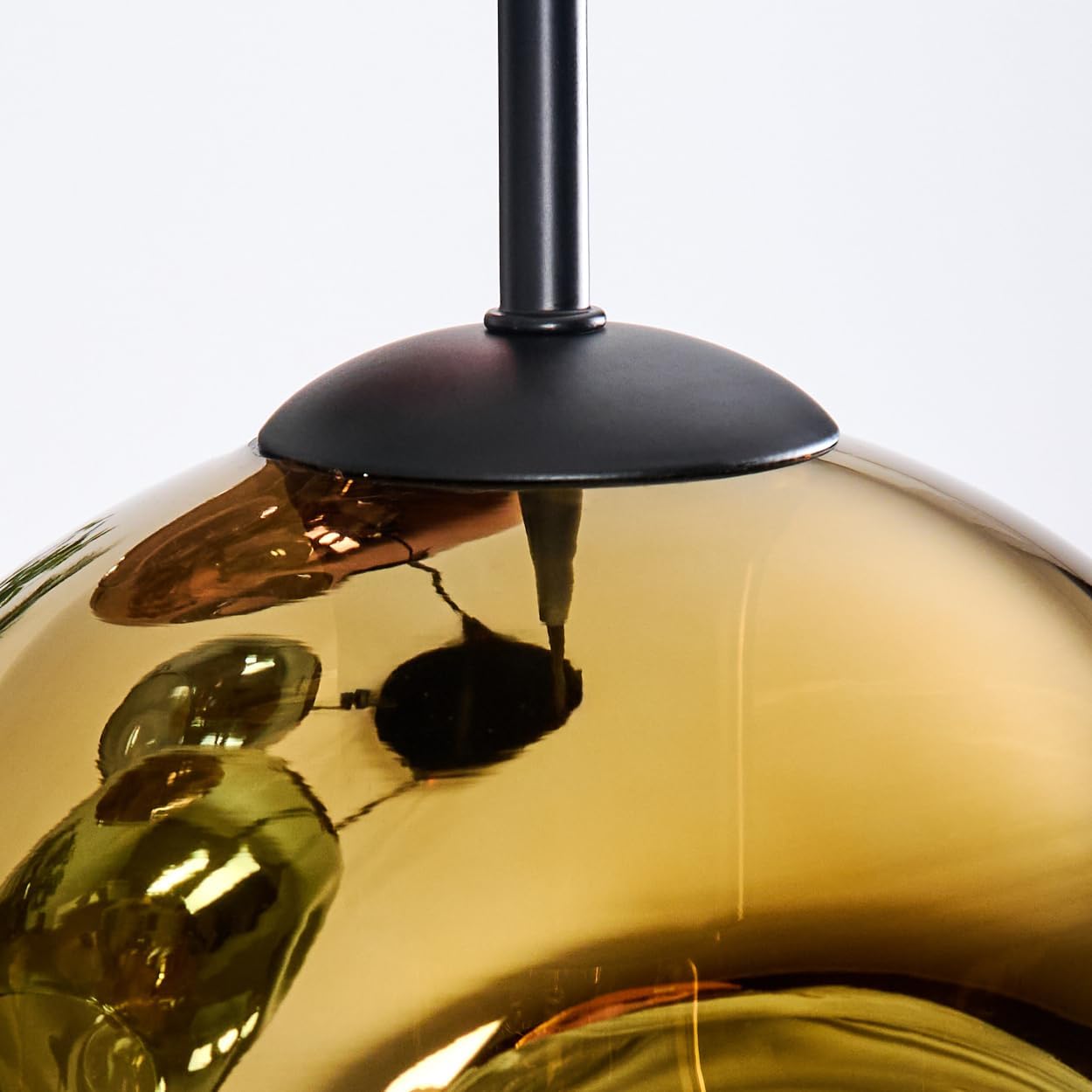 HOFSTEIN Hängeleuchte Ripoll, 4-flammige Hängelampe aus Metall/Glas in Schwarz/Blau/Grün/Gold/Kupfer, moderne Pendelleuchte im Retro/Vintage-Design (Schirme Ø 20 cm), E27, Esszimmer, Wohnzimmer, Küche