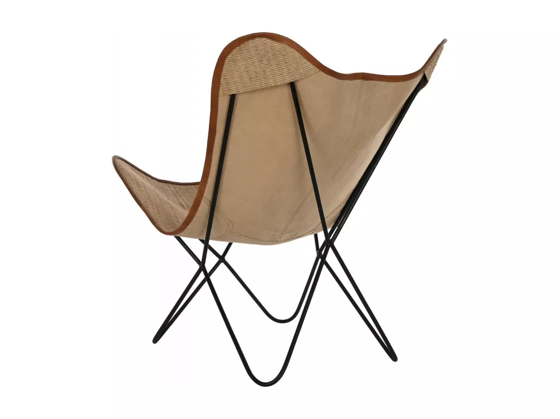Chaise papillon élégante en rotin pour intérieur moderne