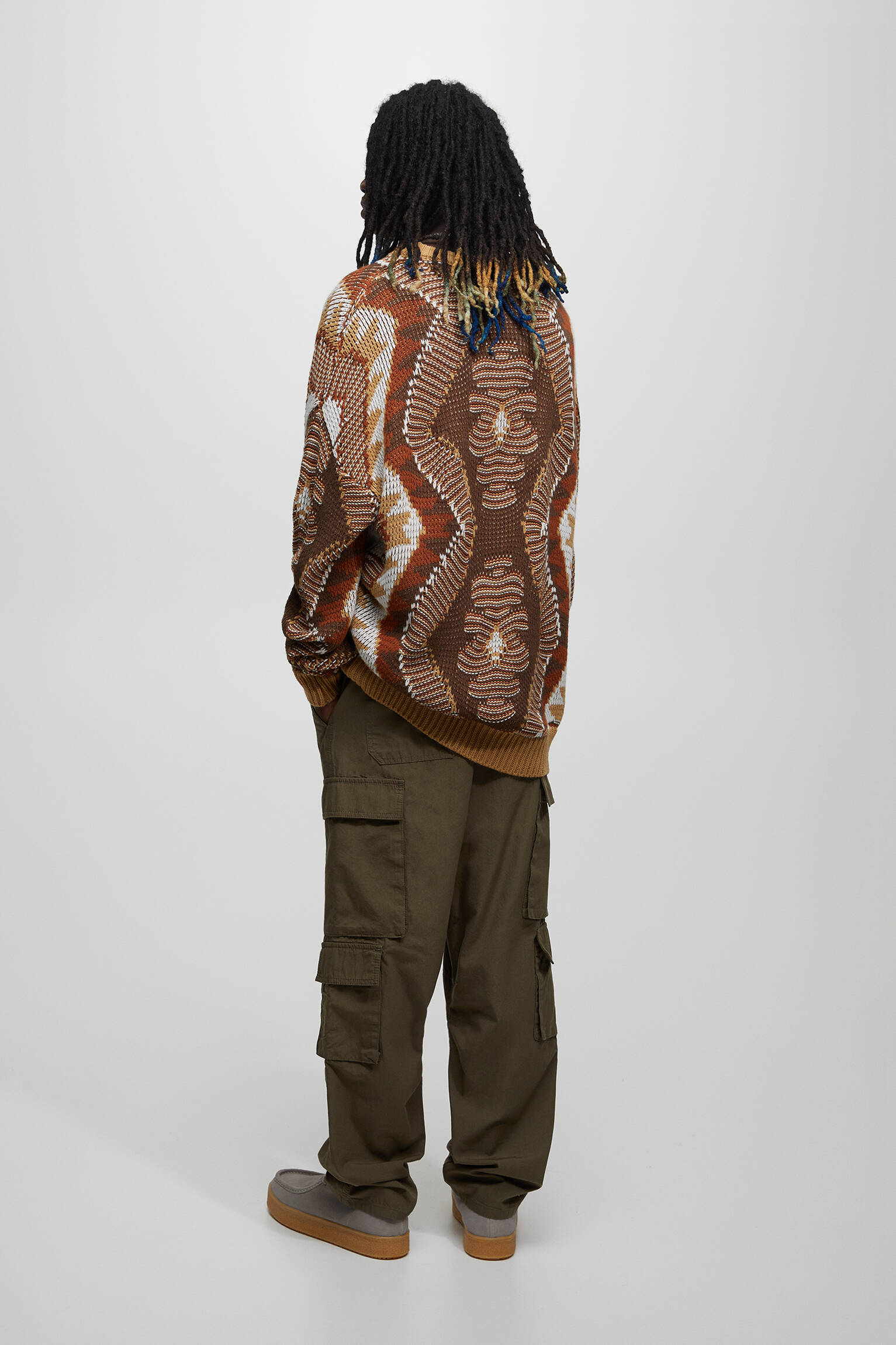 MALHA JACQUARD GEOMÉTRICA - BEGE
