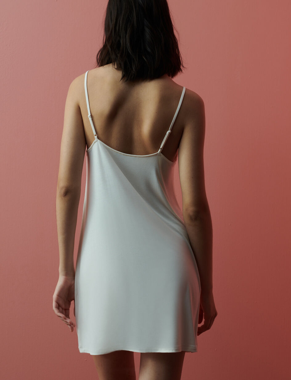 Nuisette courte - blanc rosé