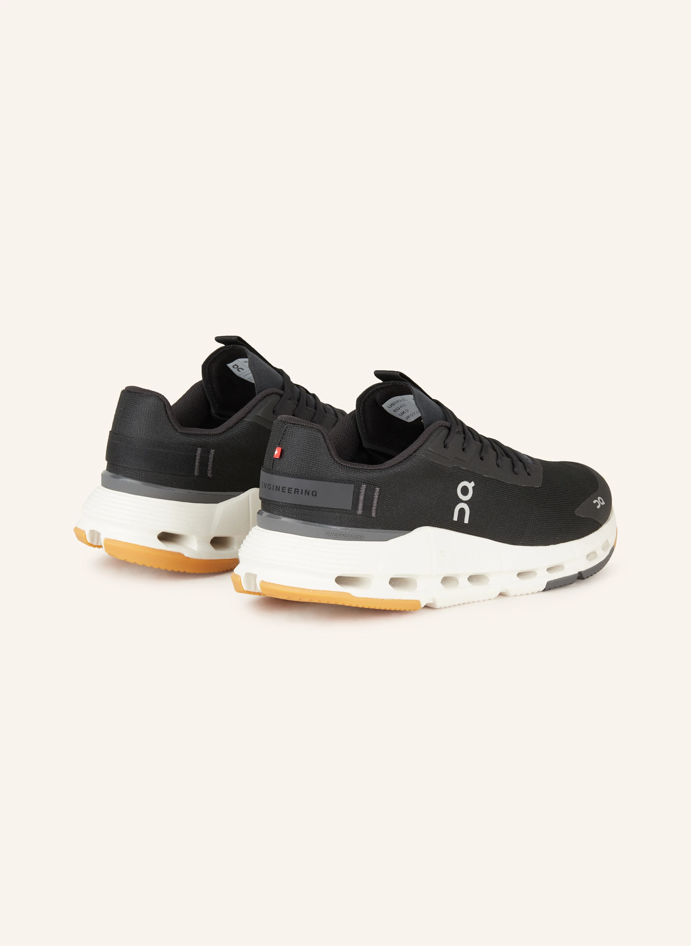 On Sneaker CLOUDNOVA FORM 2