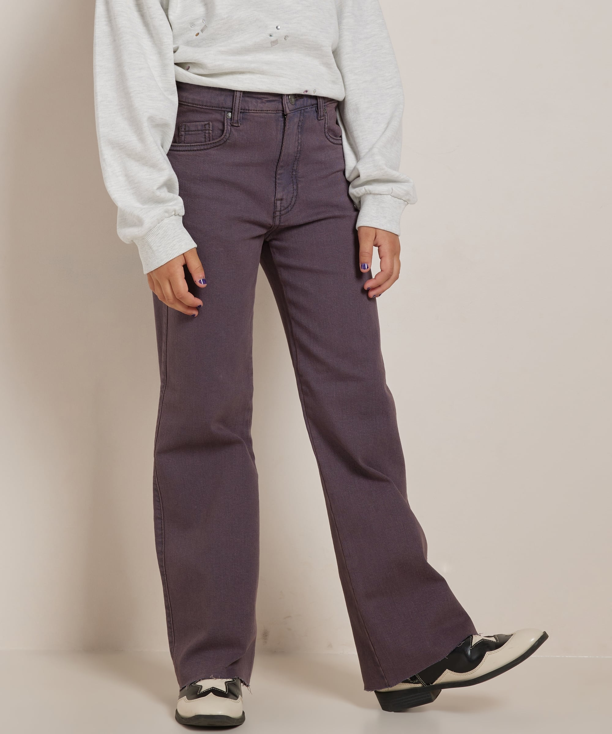 wide fit stretch jeans