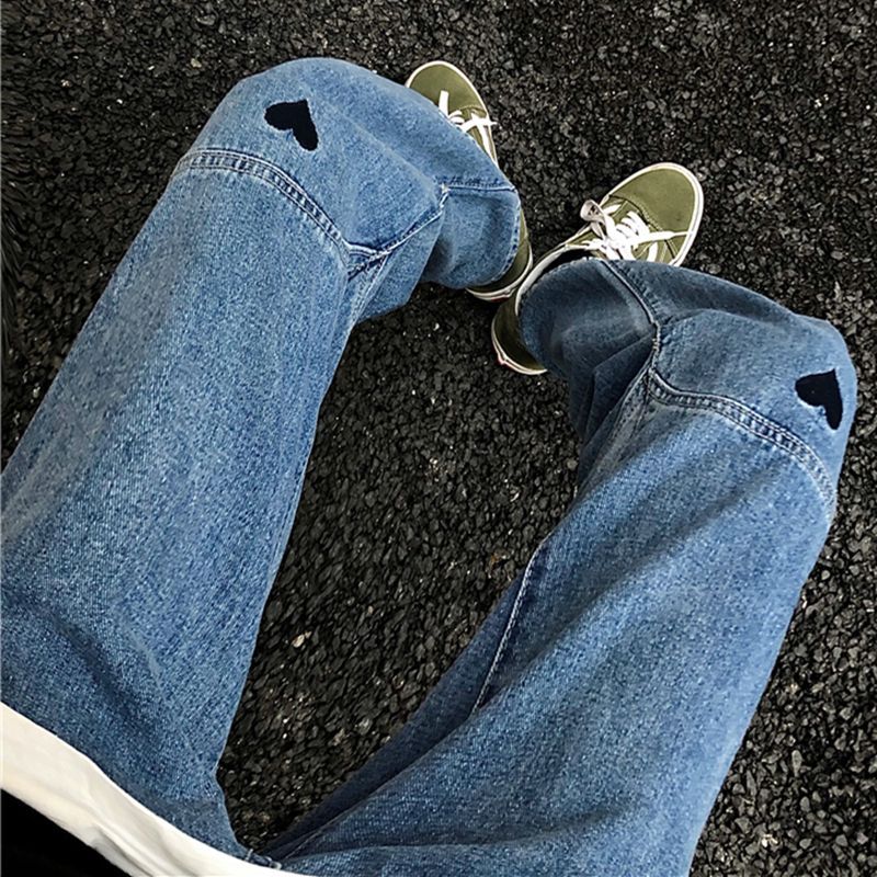 INStudio - Wijde jeans met hoge taille en hartborduursel