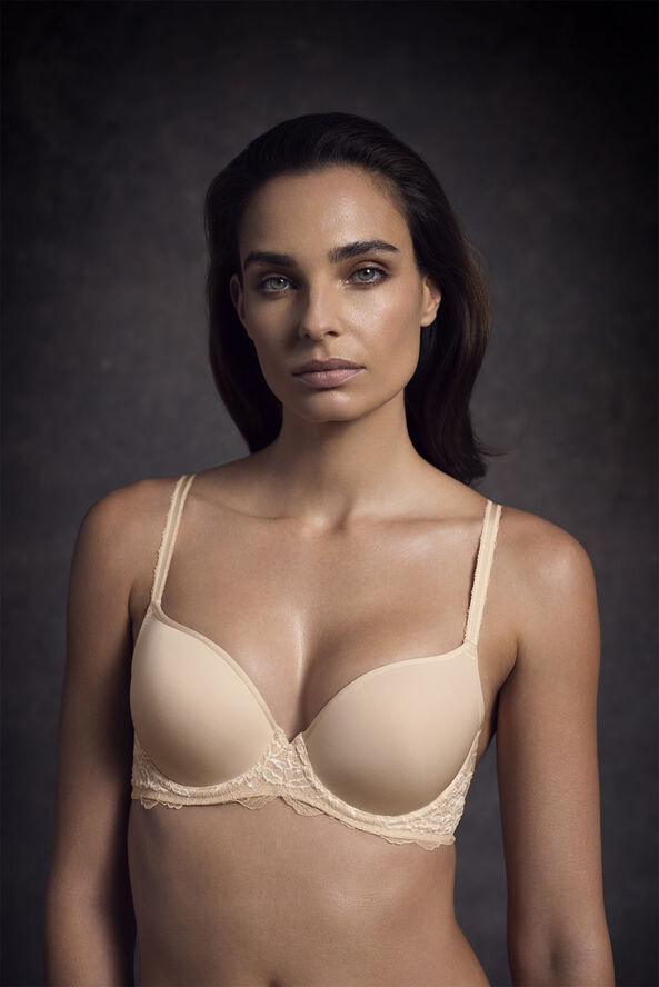 Wacoal LACE PERFECTION padded bra WE135004CAC Cafe creme
