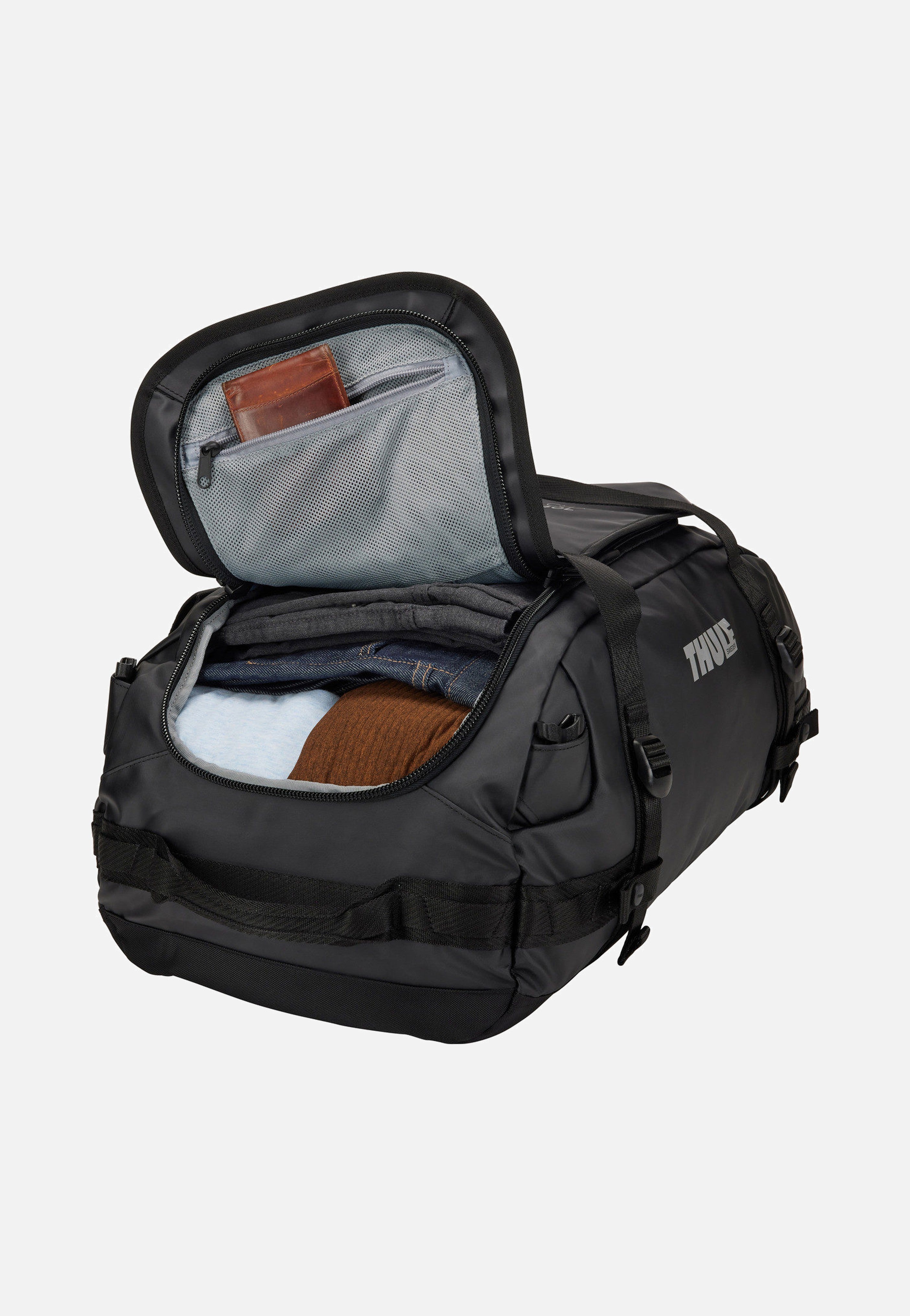 Chasm 40L Black - Dufflebag