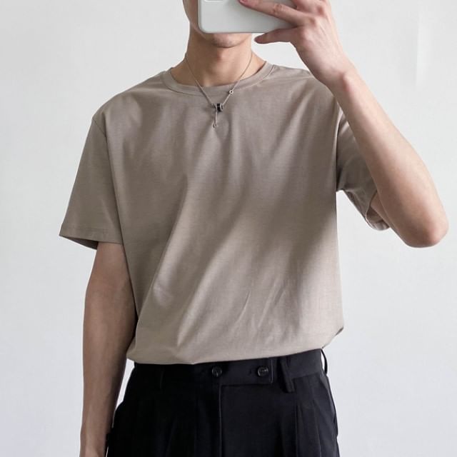 Remeefa - T-shirt met korte mouwen en ronde hals, effen
