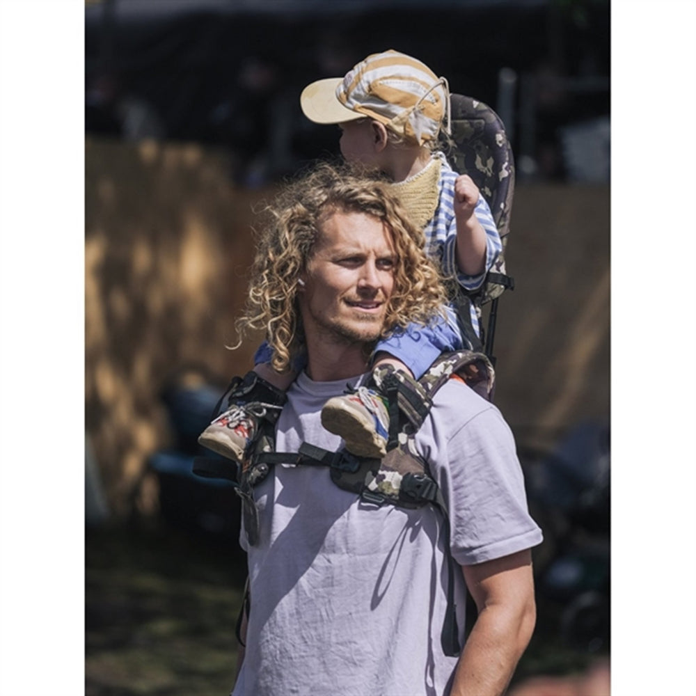 Bærestol Camo - MiniMeis → Luksusbaby.dk