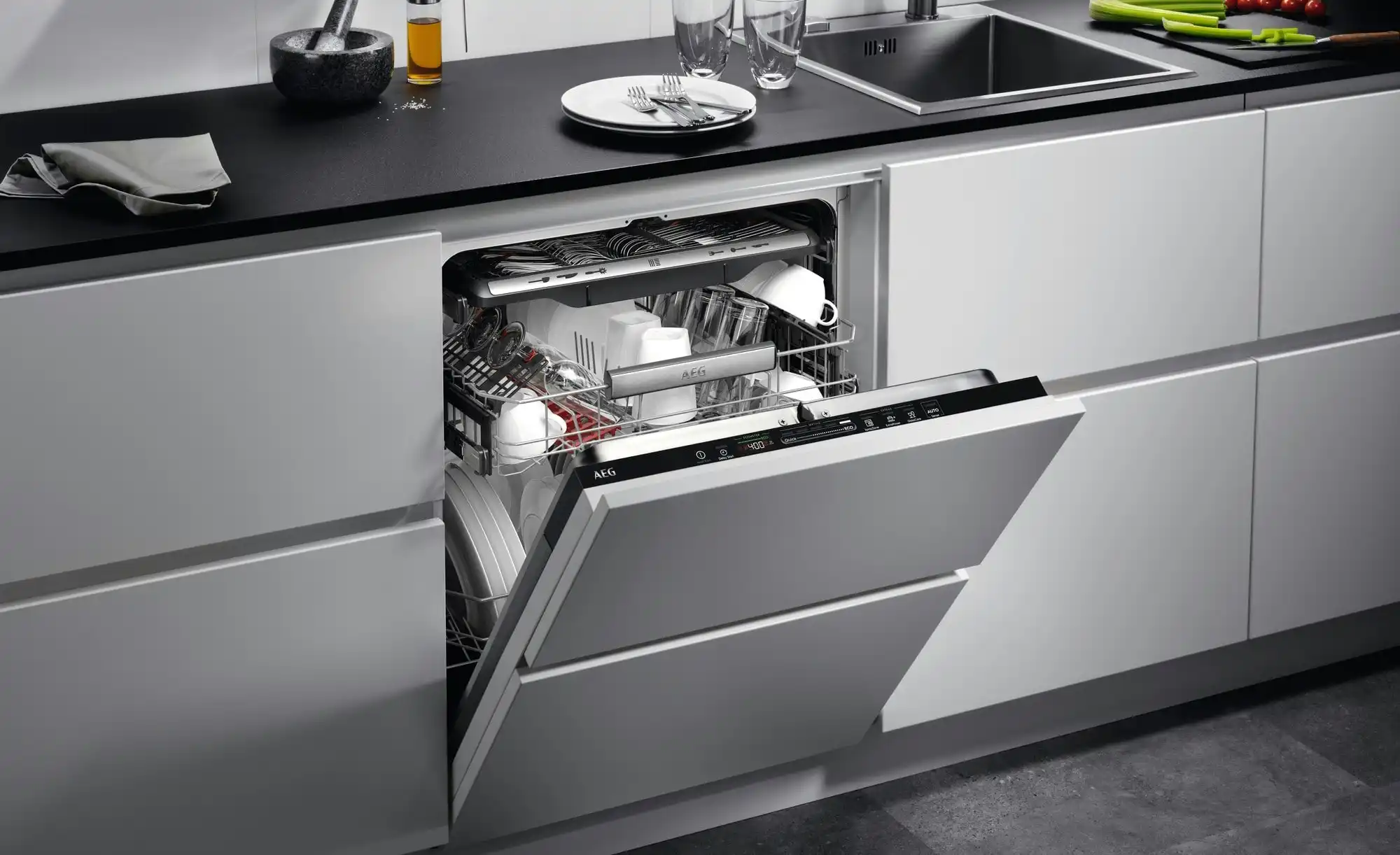 AEG Einbau-Geschirrspüler  FSE76738P