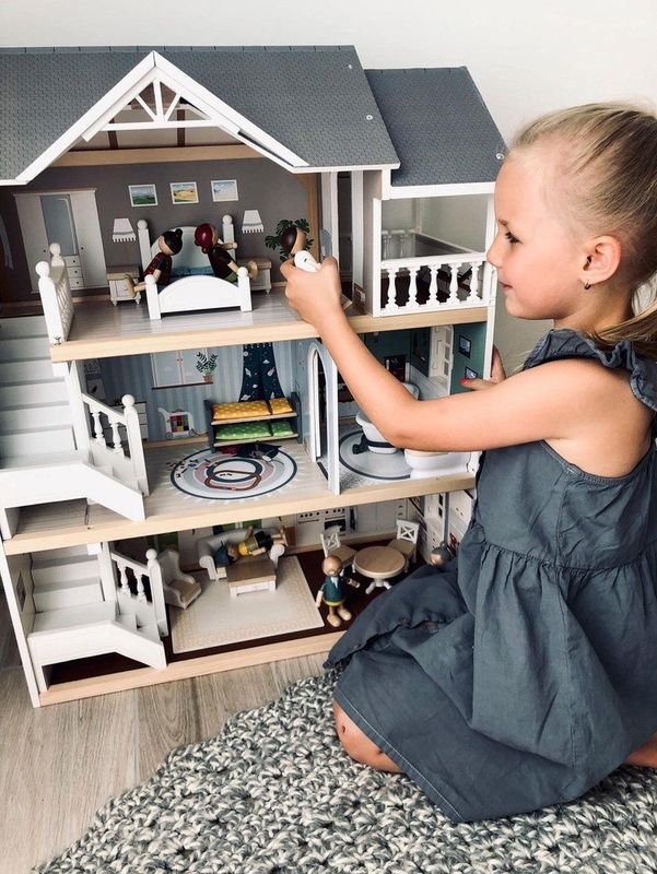 Houten Poppenhuis - Meerkleurig - 3 Verdiepingen - 4 Kamers