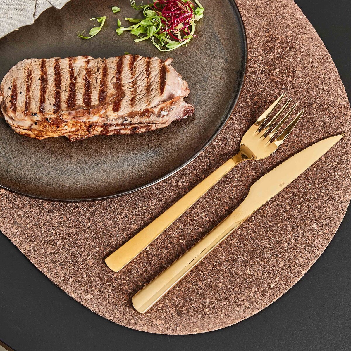 RAW Grillbestikk, Gull 8 deler