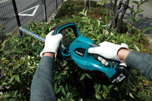 Makita UH6570