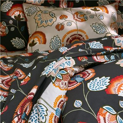 Linge de lit motifs suzani - BECQUET CRÉATION