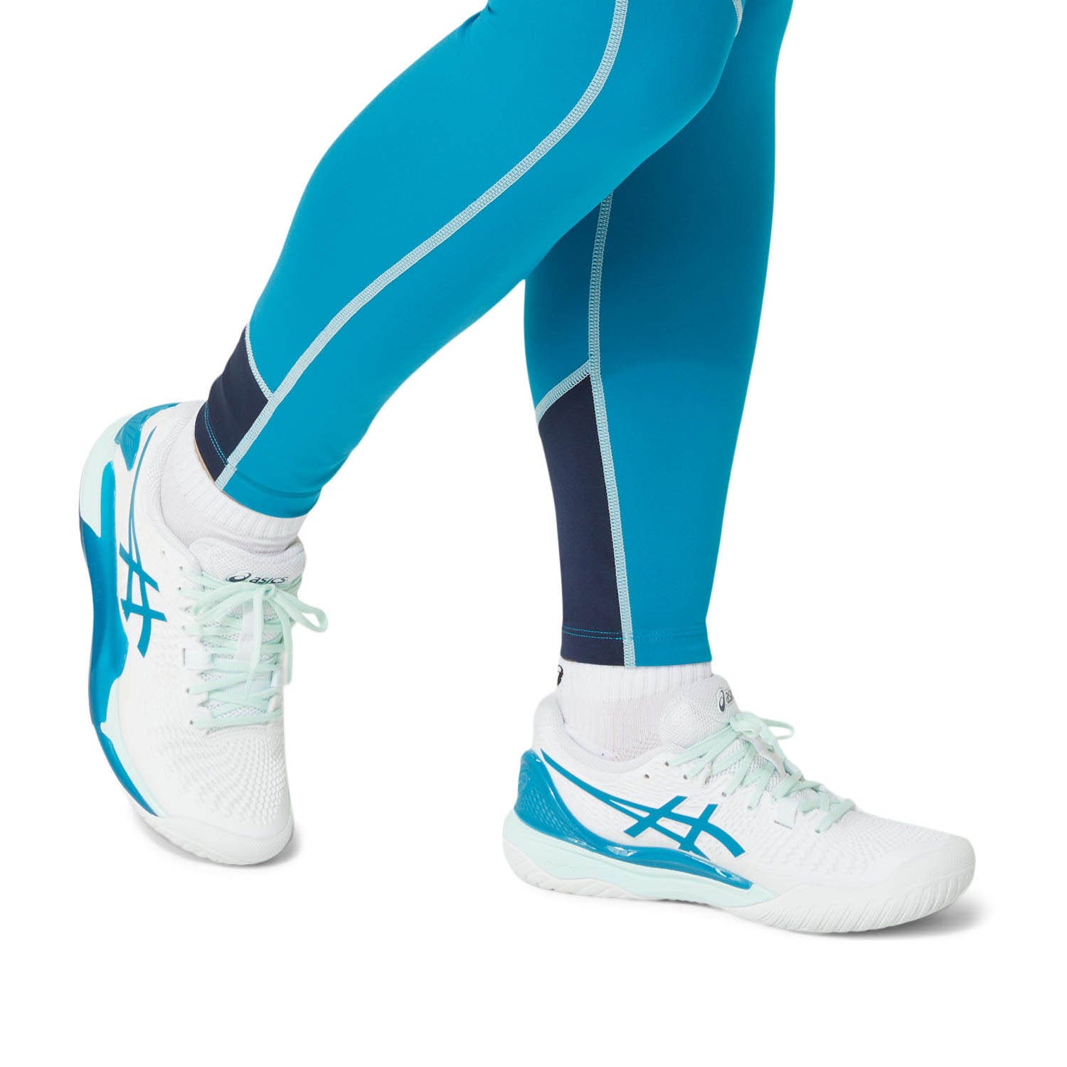 ASICS  Gel Resolution 9