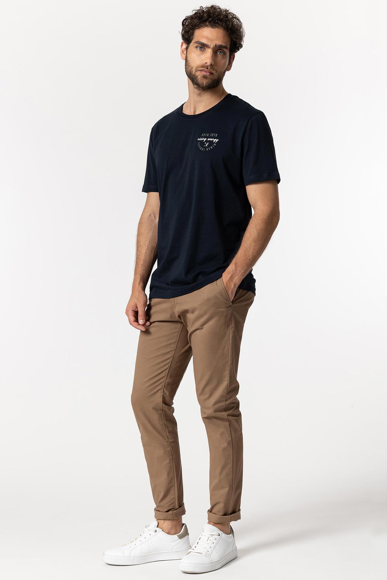 Calças chino de corte slim